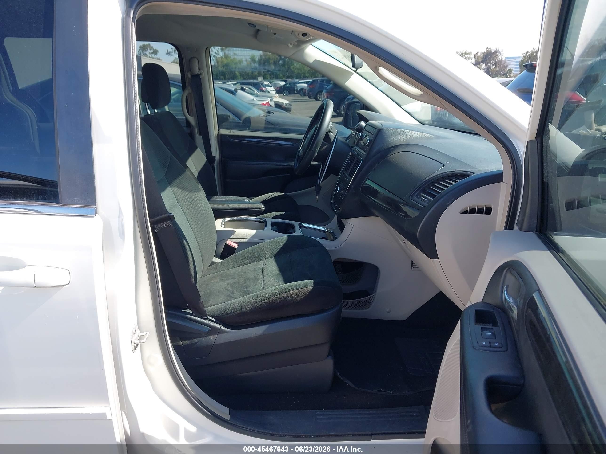 2012 Dodge Grand Caravan Crew vin: 2C4RDGDG7CR111067
