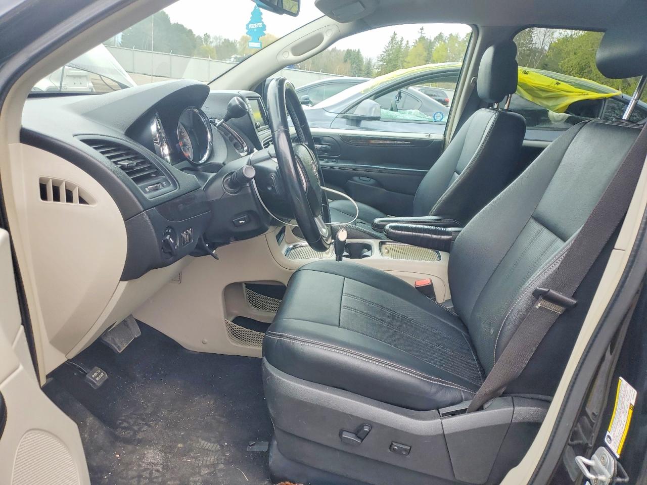 2012 Dodge Grand Caravan Crew Black vin: 2C4RDGDG7CR142819