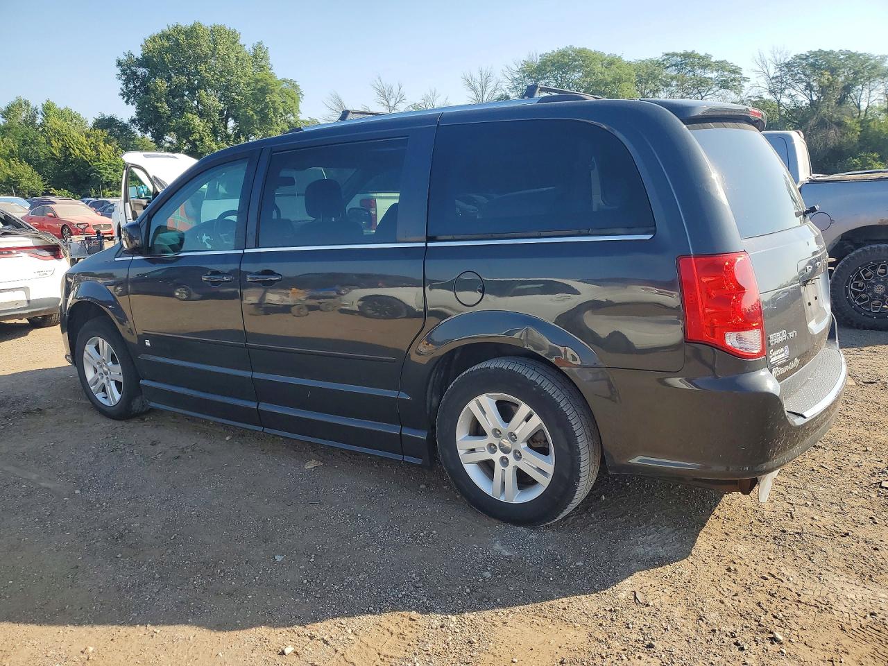 2012 Dodge Grand Caravan Crew Black vin: 2C4RDGDG8CR104497