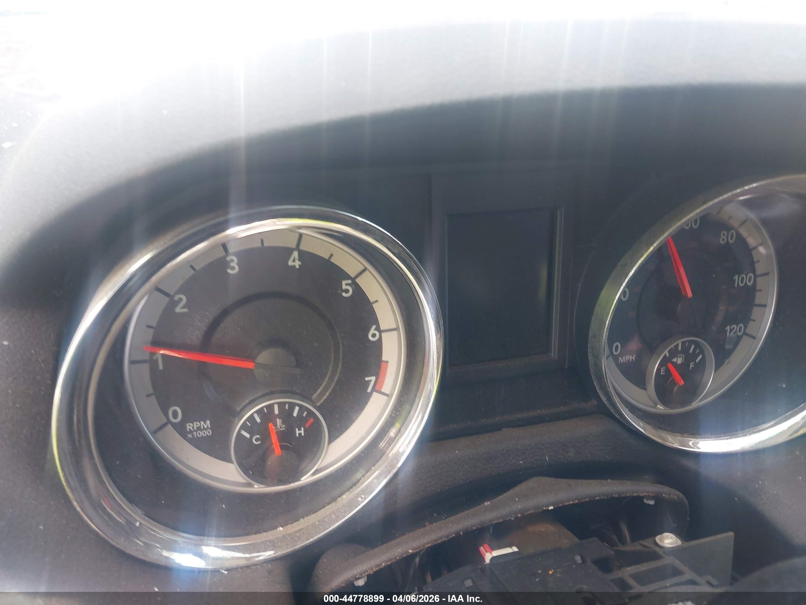 2012 Dodge Grand Caravan Crew Gray vin: 2C4RDGDG8CR108064