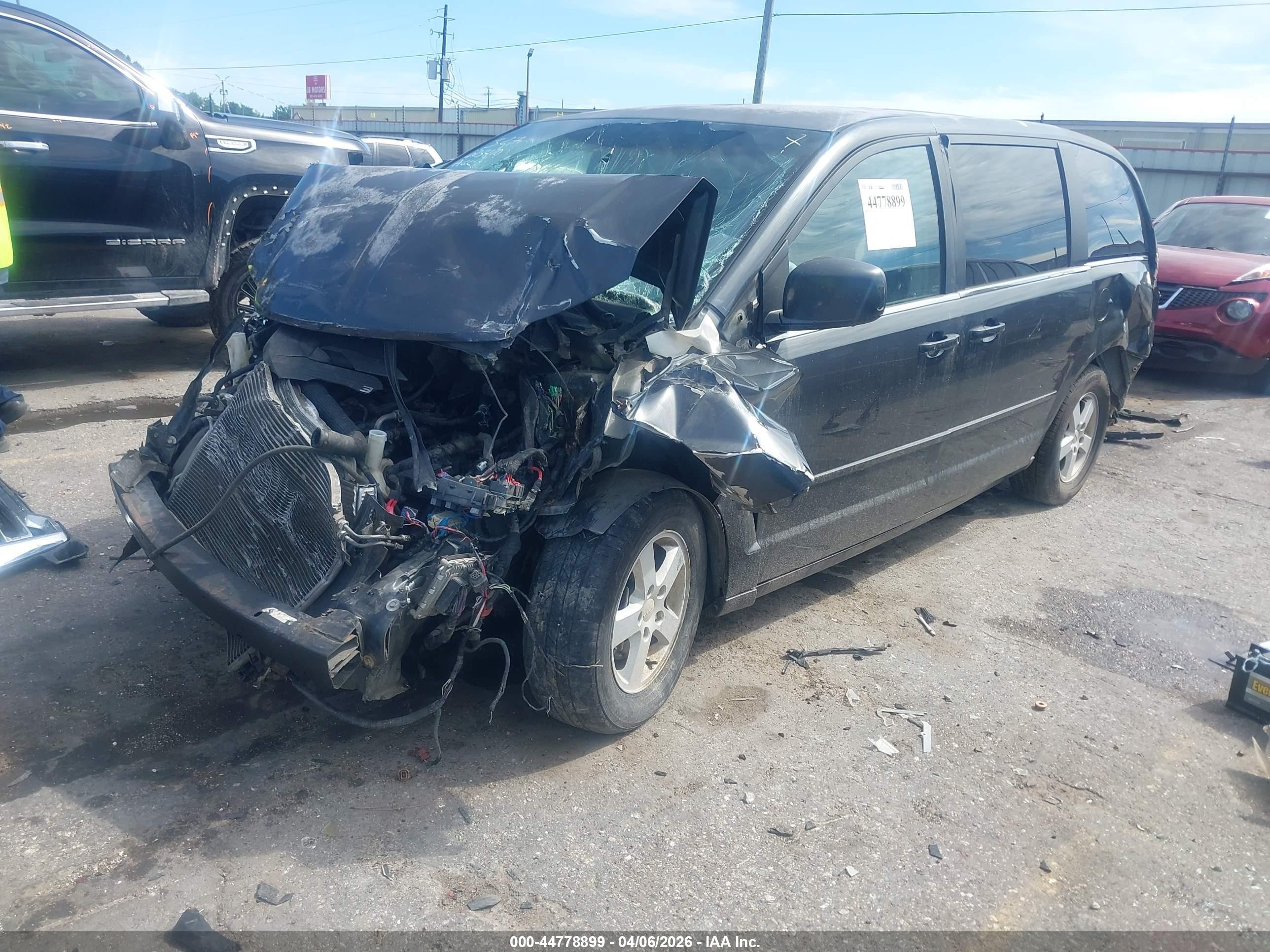 2012 Dodge Grand Caravan Crew Gray vin: 2C4RDGDG8CR108064