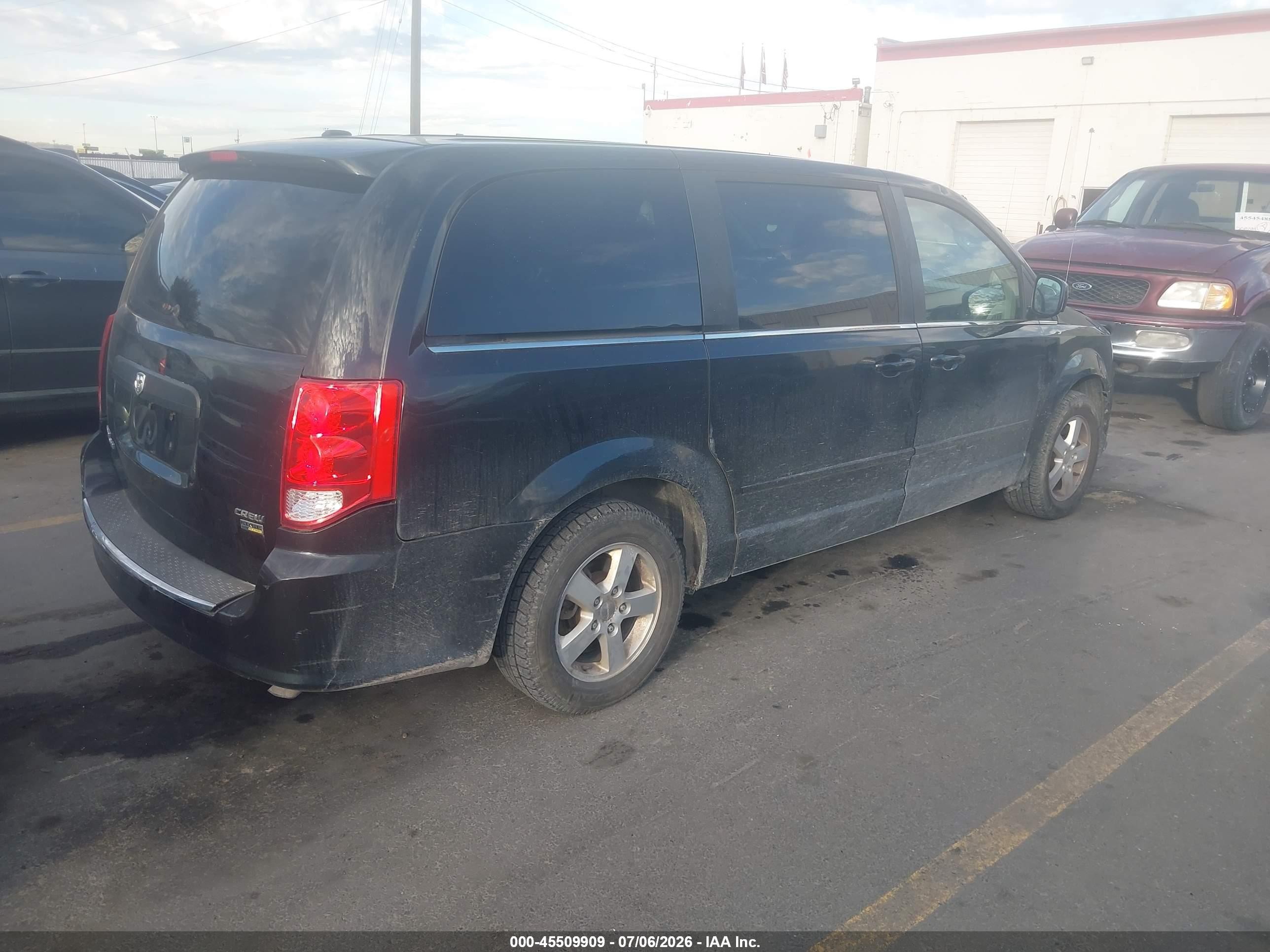 2012 Dodge Grand Caravan Crew Black vin: 2C4RDGDG8CR113927