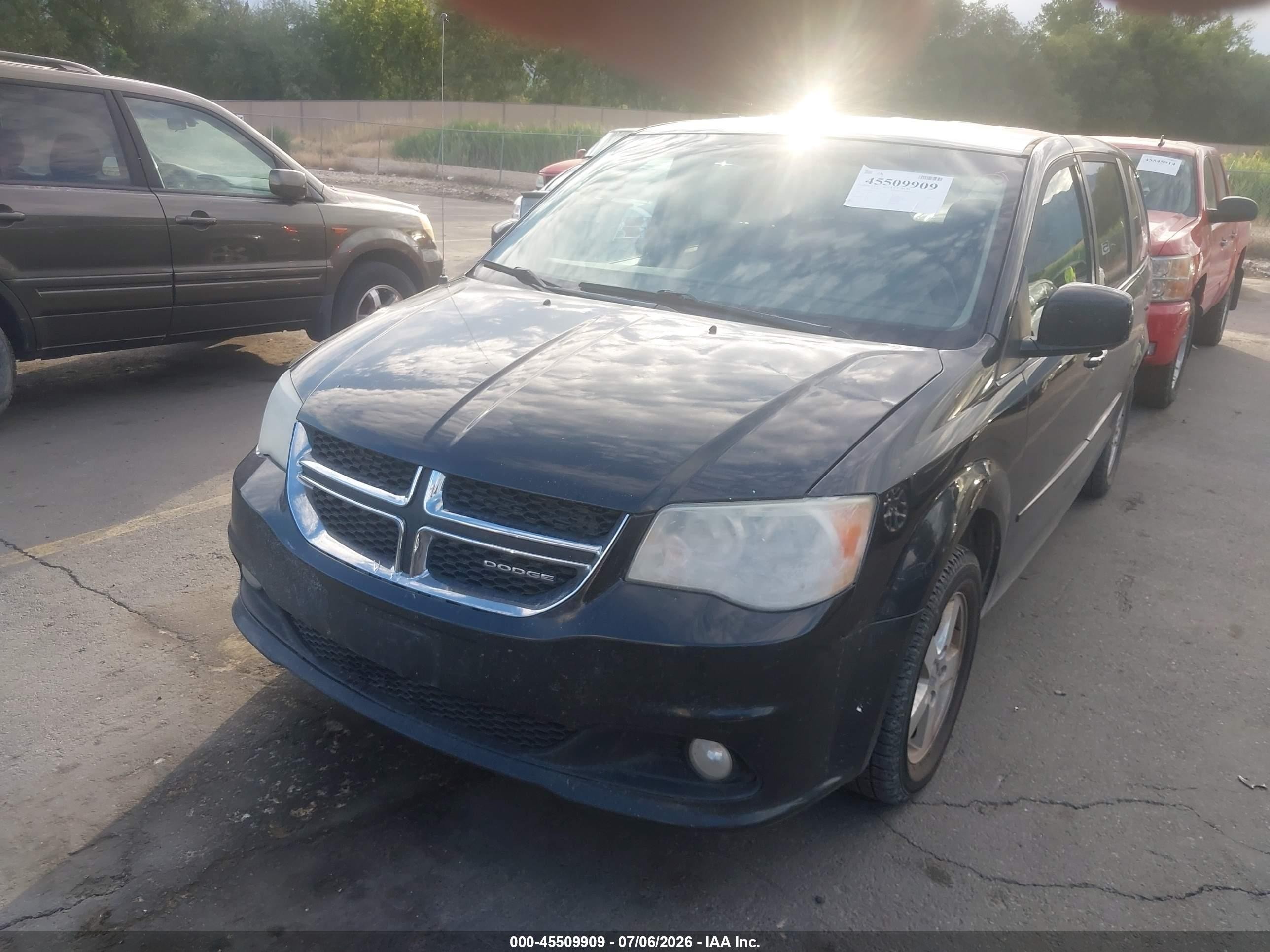 2012 Dodge Grand Caravan Crew Black vin: 2C4RDGDG8CR113927