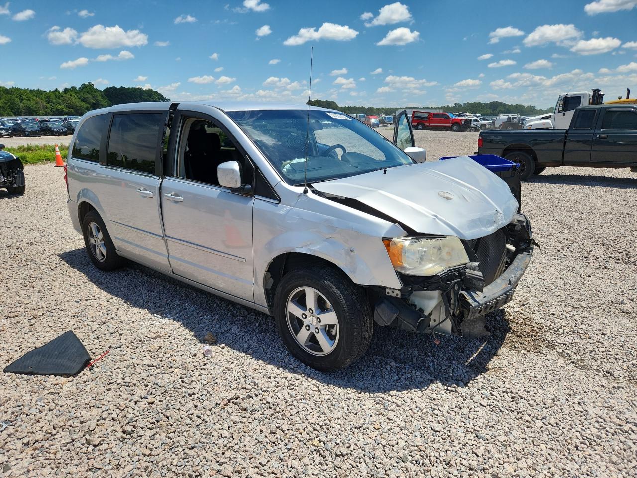 2012 Dodge Grand Caravan Crew Silver vin: 2C4RDGDG8CR145941