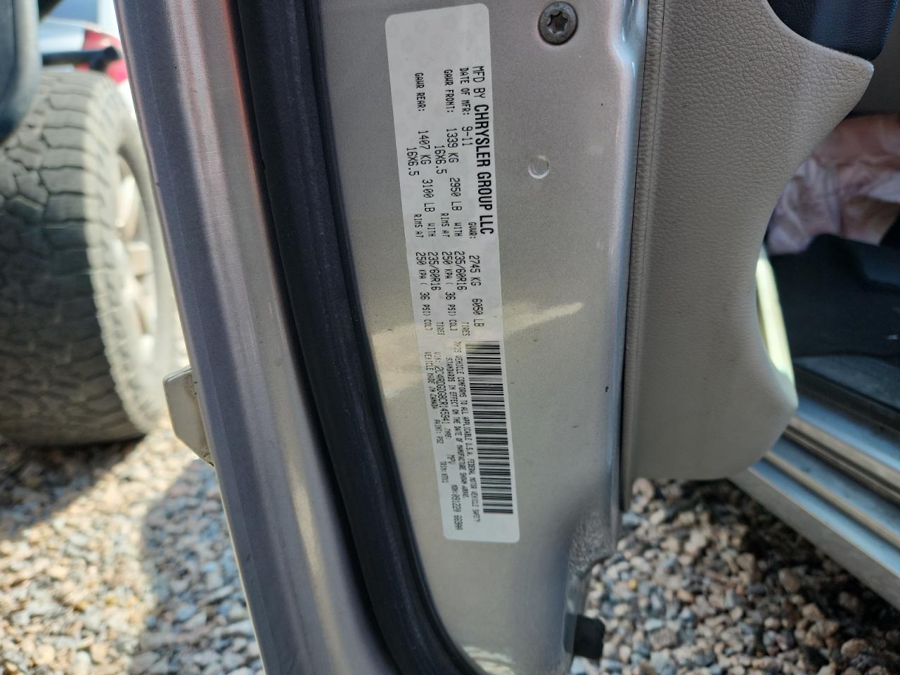 2012 Dodge Grand Caravan Crew Silver vin: 2C4RDGDG8CR145941