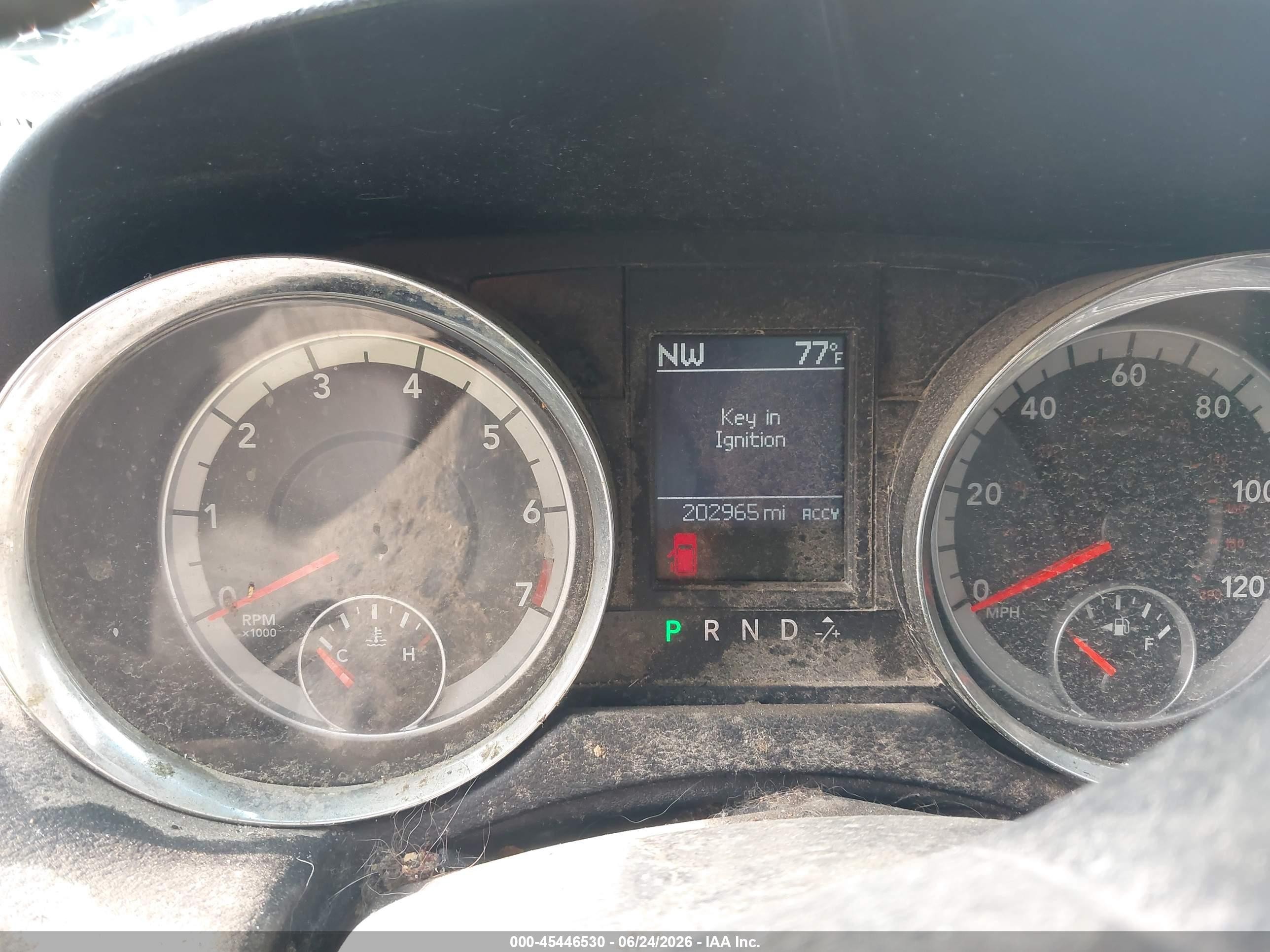 2012 Dodge Grand Caravan Crew Silver vin: 2C4RDGDG8CR193438