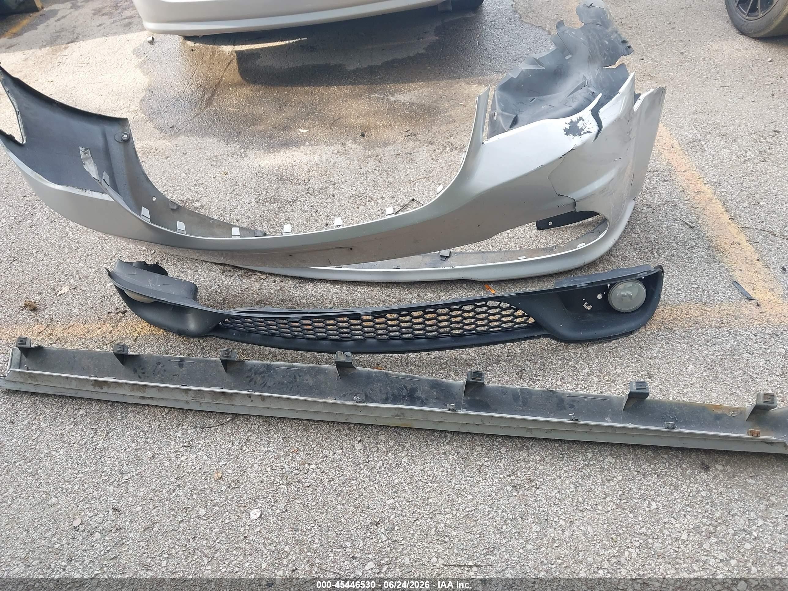 2012 Dodge Grand Caravan Crew Silver vin: 2C4RDGDG8CR193438