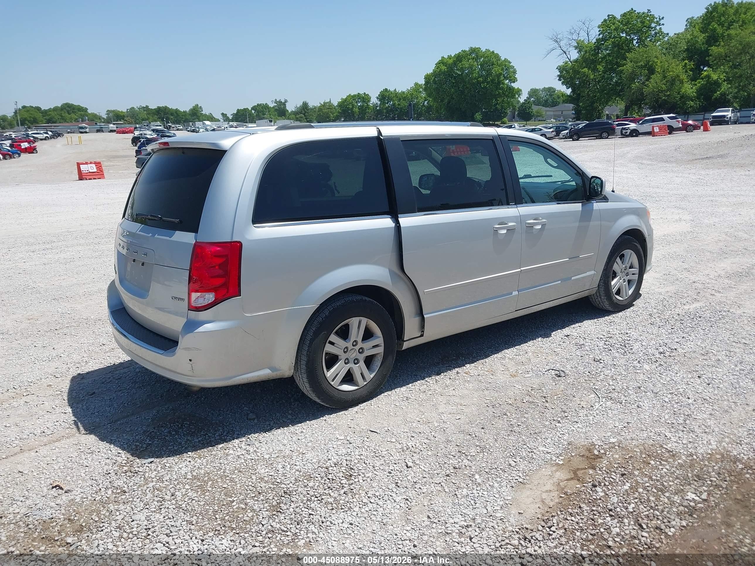 2012 Dodge Grand Caravan Crew Silver vin: 2C4RDGDG8CR251029