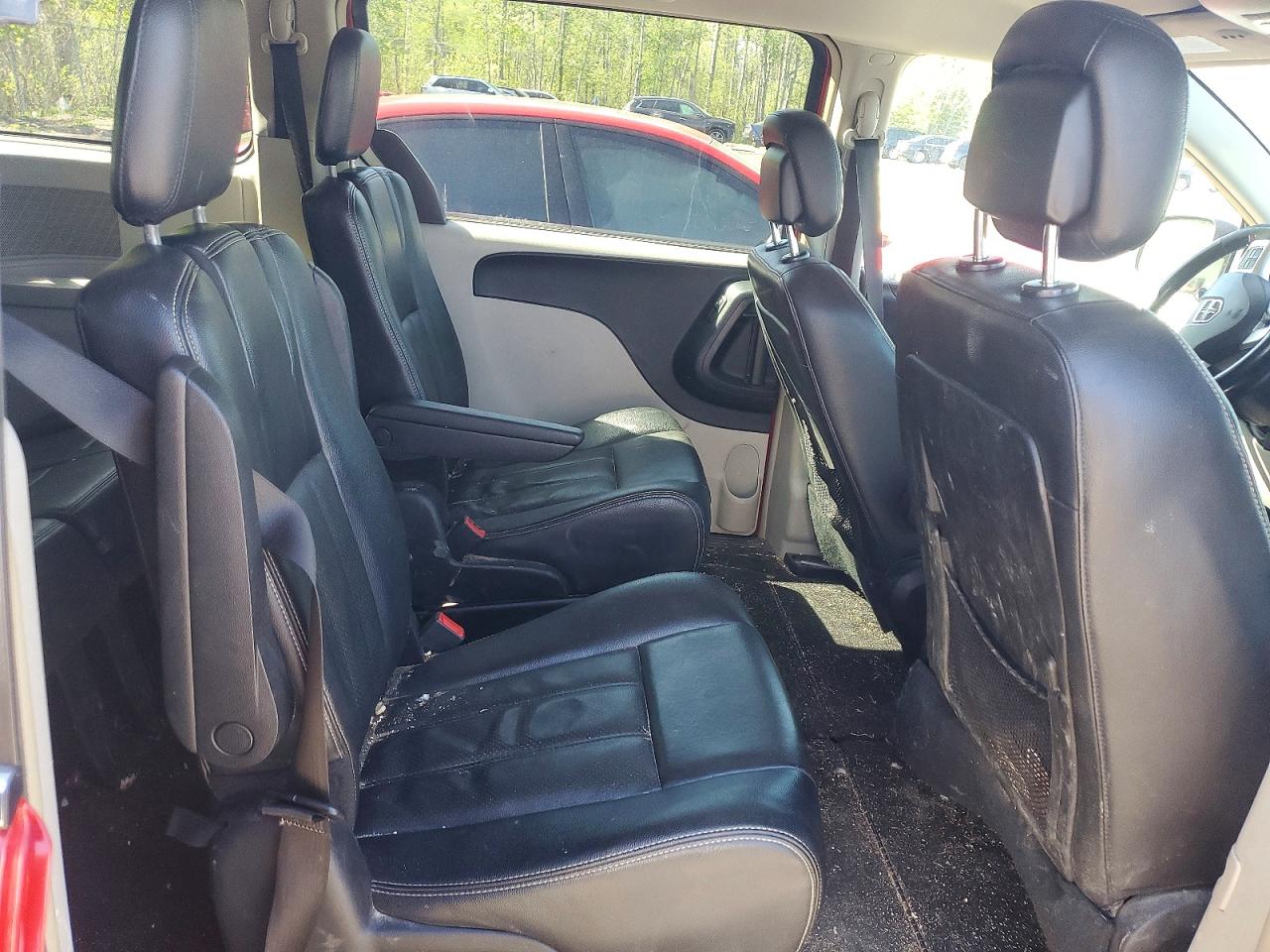 2012 Dodge Grand Caravan Crew Red vin: 2C4RDGDG9CR164210