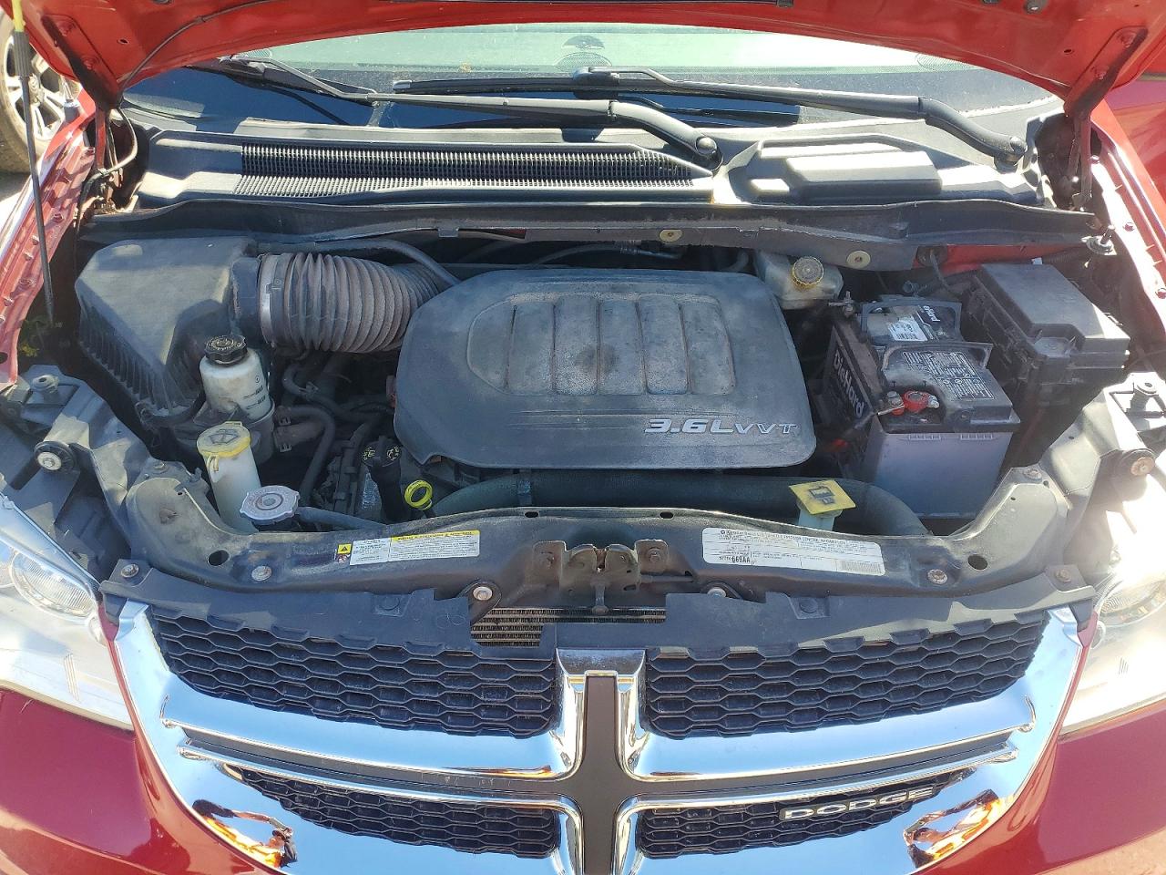 2012 Dodge Grand Caravan Crew Red vin: 2C4RDGDG9CR164210