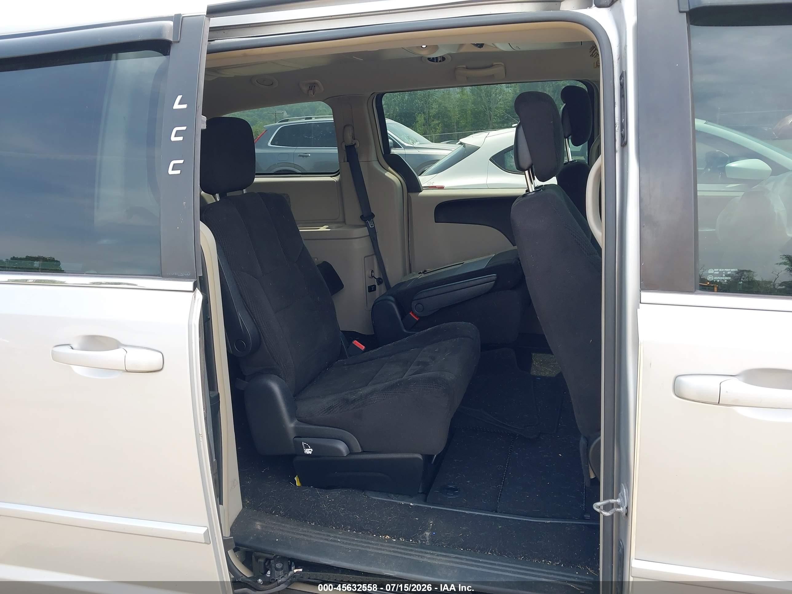2012 Dodge Grand Caravan Crew Silver vin: 2C4RDGDG9CR190631