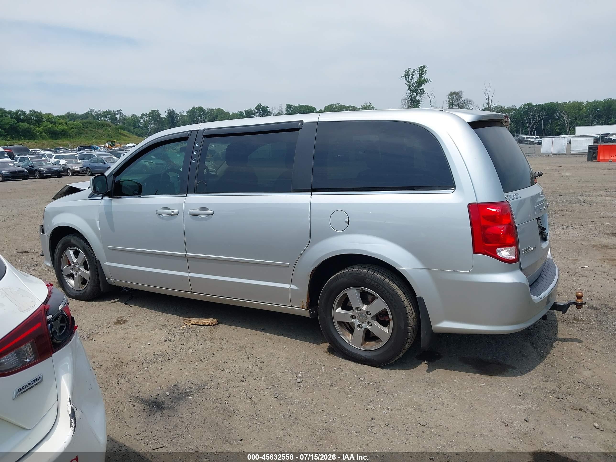 2012 Dodge Grand Caravan Crew Silver vin: 2C4RDGDG9CR190631