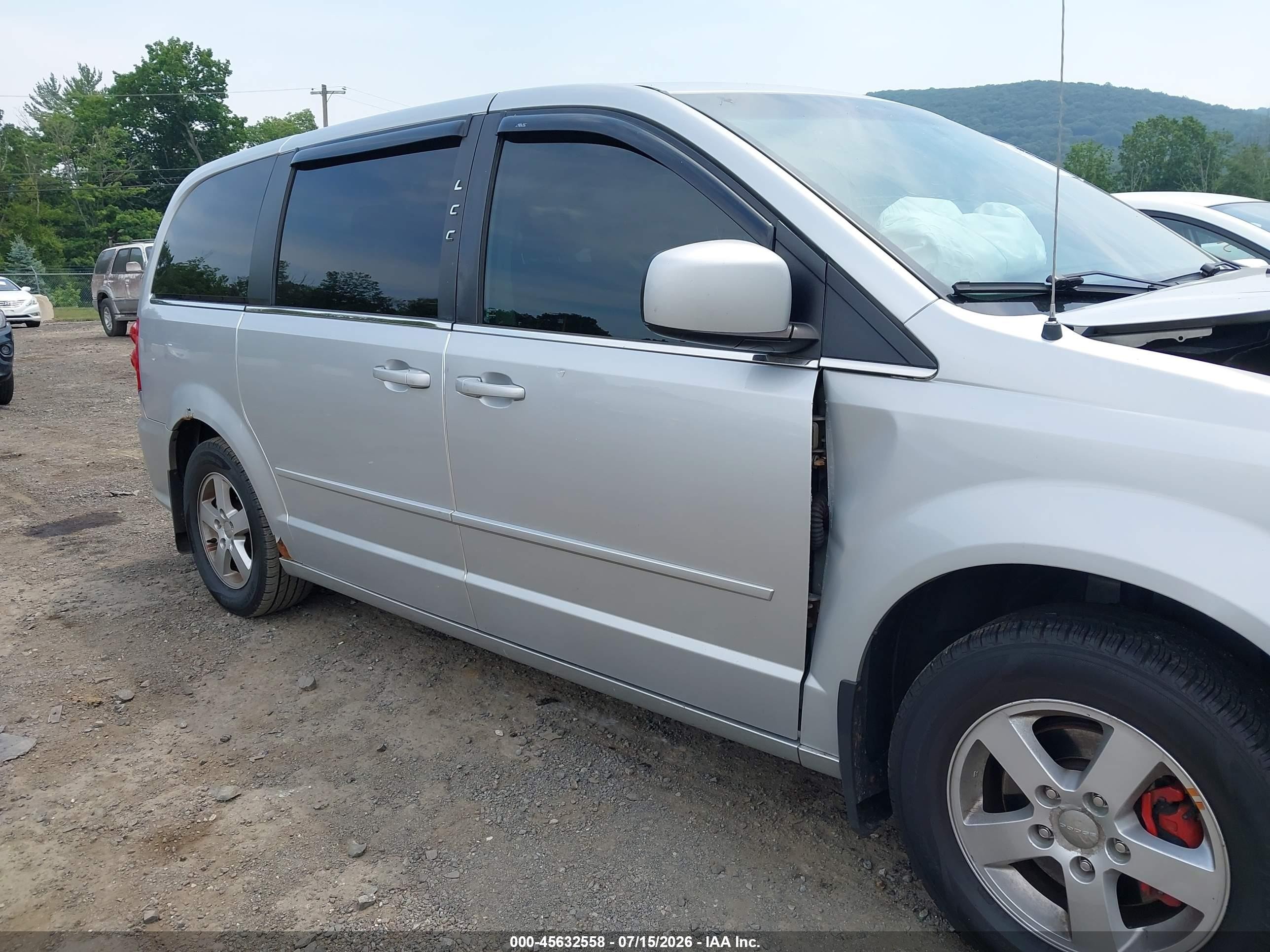 2012 Dodge Grand Caravan Crew Silver vin: 2C4RDGDG9CR190631