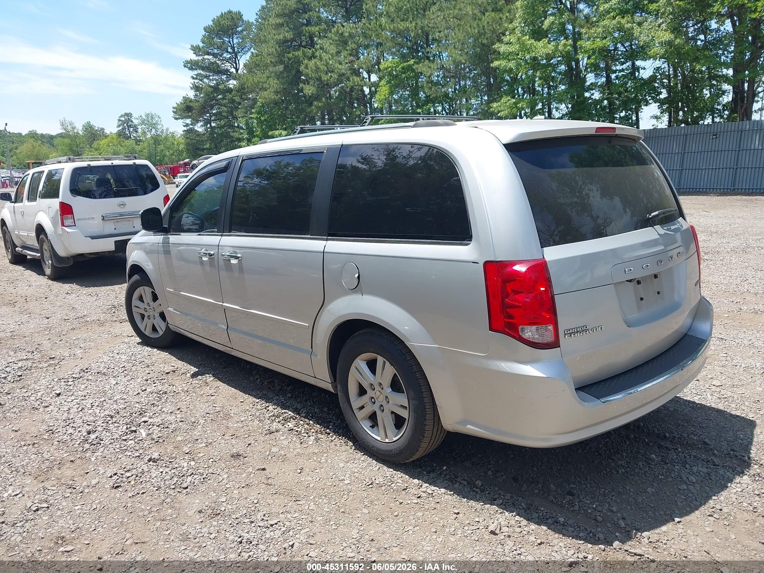 2012 Dodge Grand Caravan Crew Серебряный vin: 2C4RDGDG9CR235793