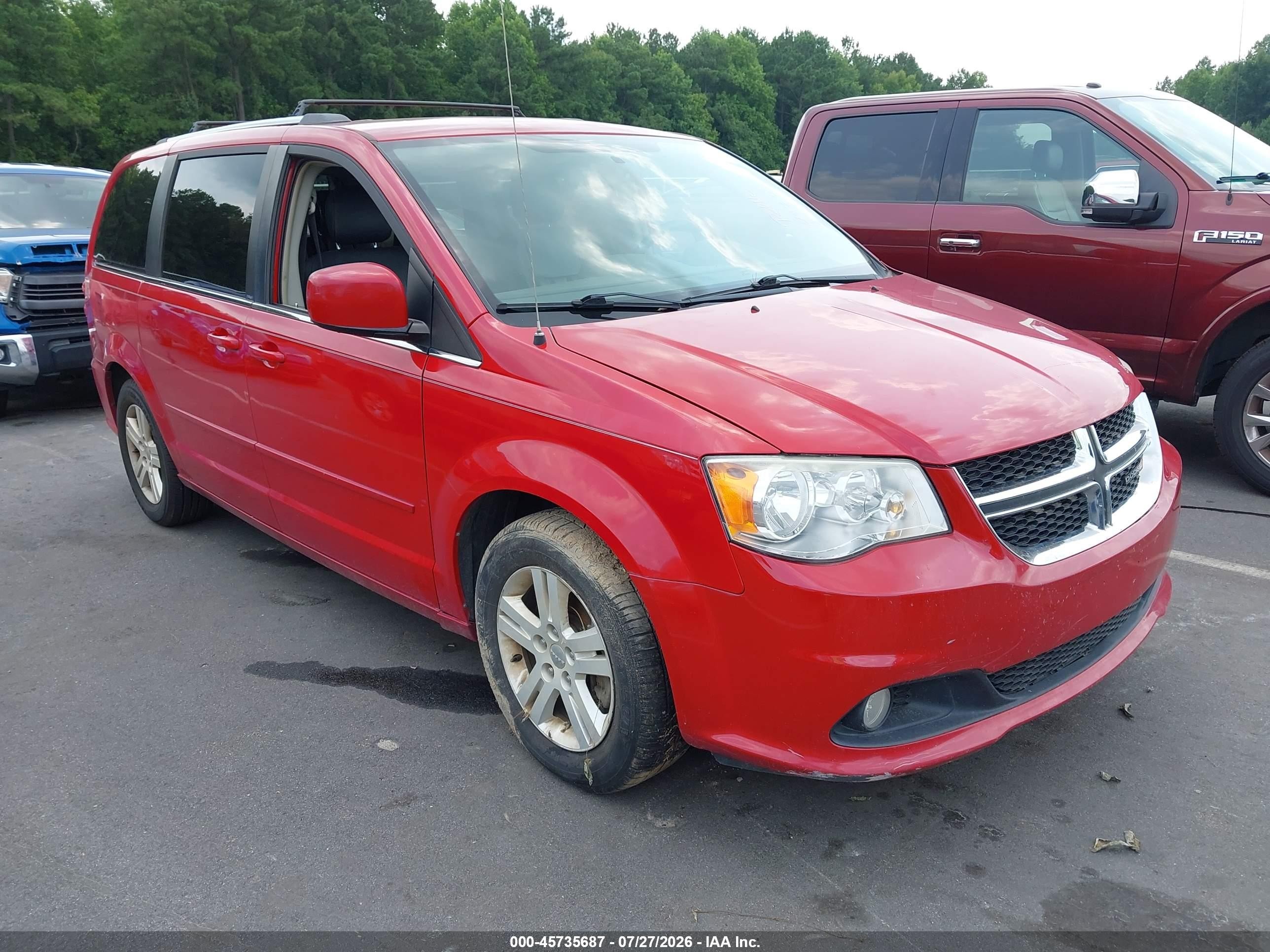 2013 Dodge Grand Caravan Crew Red vin: 2C4RDGDG9DR532581
