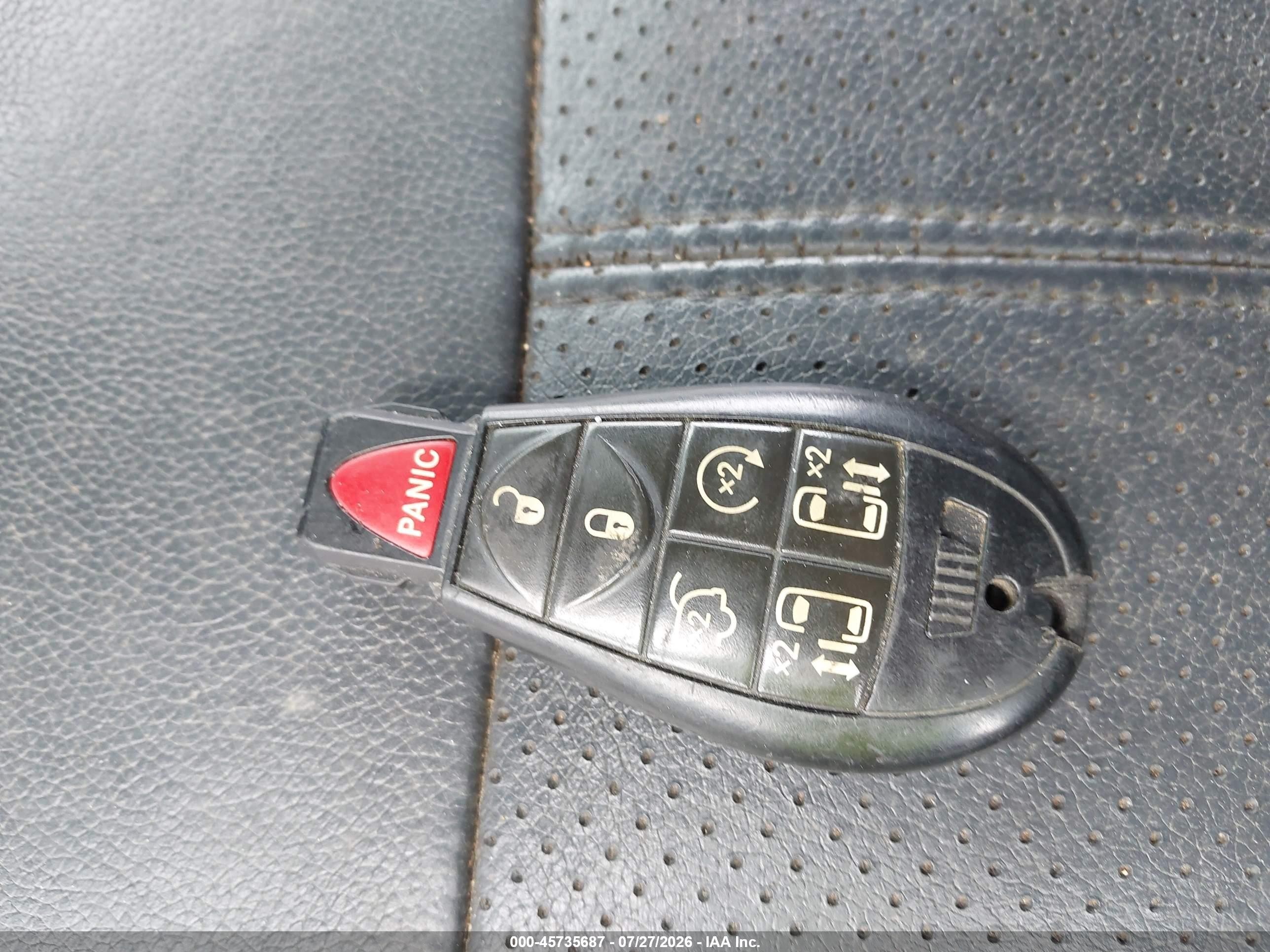 2013 Dodge Grand Caravan Crew Red vin: 2C4RDGDG9DR532581