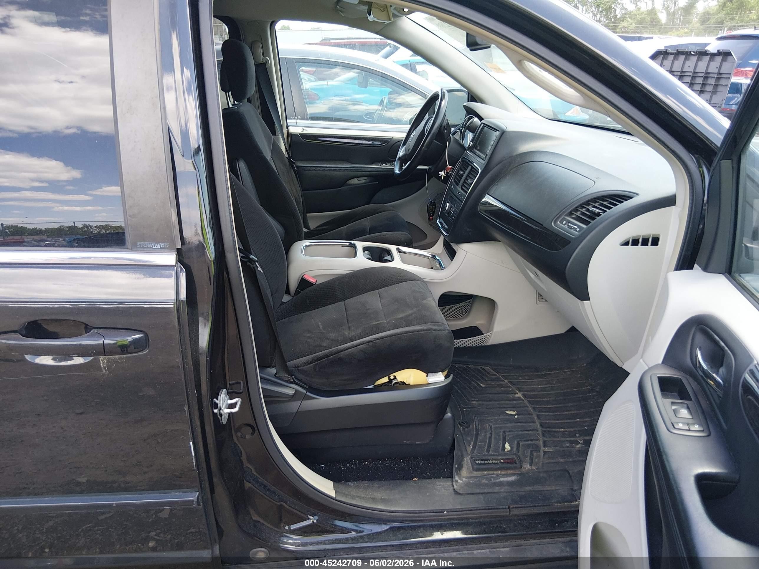 2013 Dodge Grand Caravan Crew Black vin: 2C4RDGDG9DR649688
