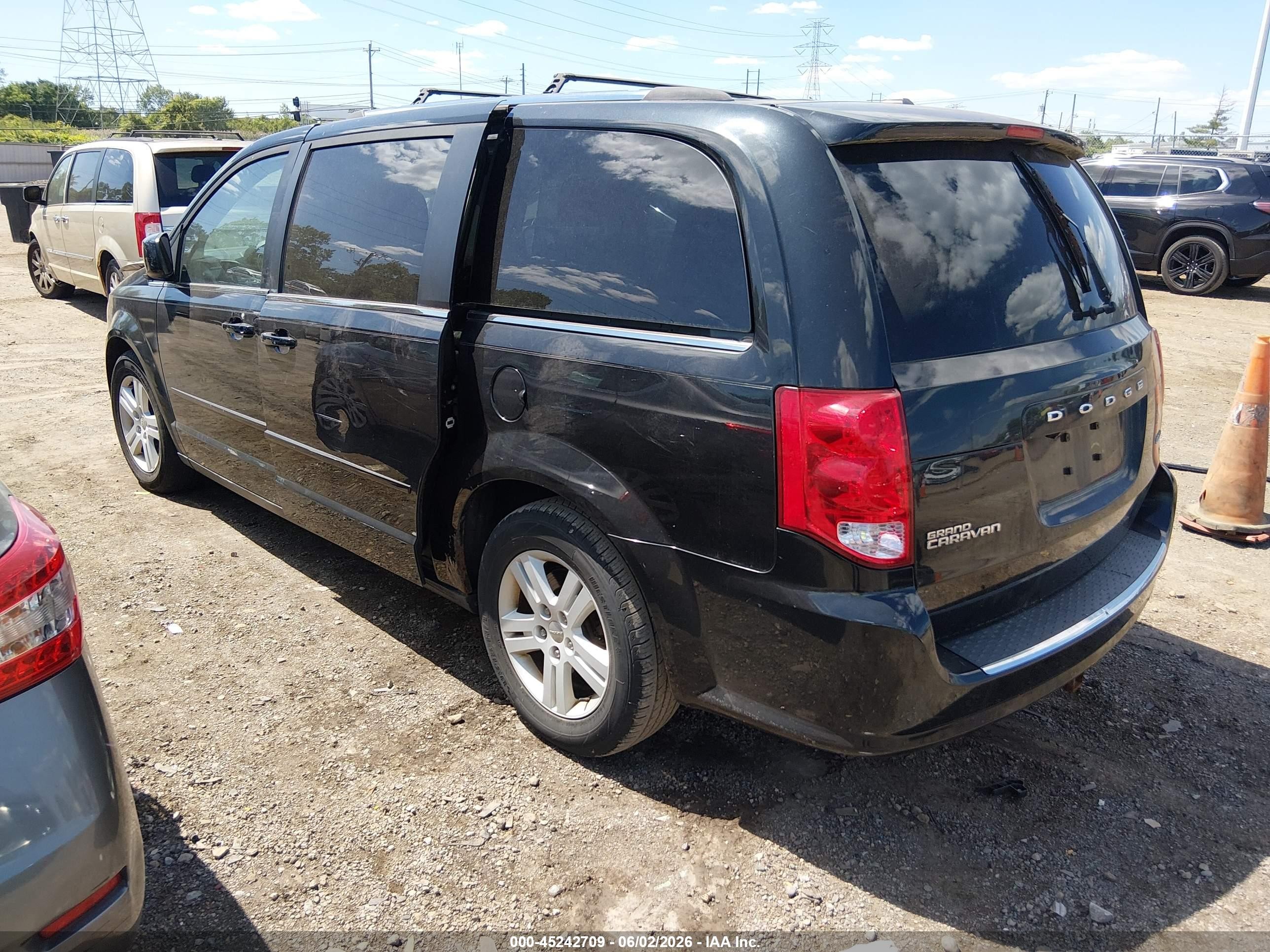 2013 Dodge Grand Caravan Crew Black vin: 2C4RDGDG9DR649688