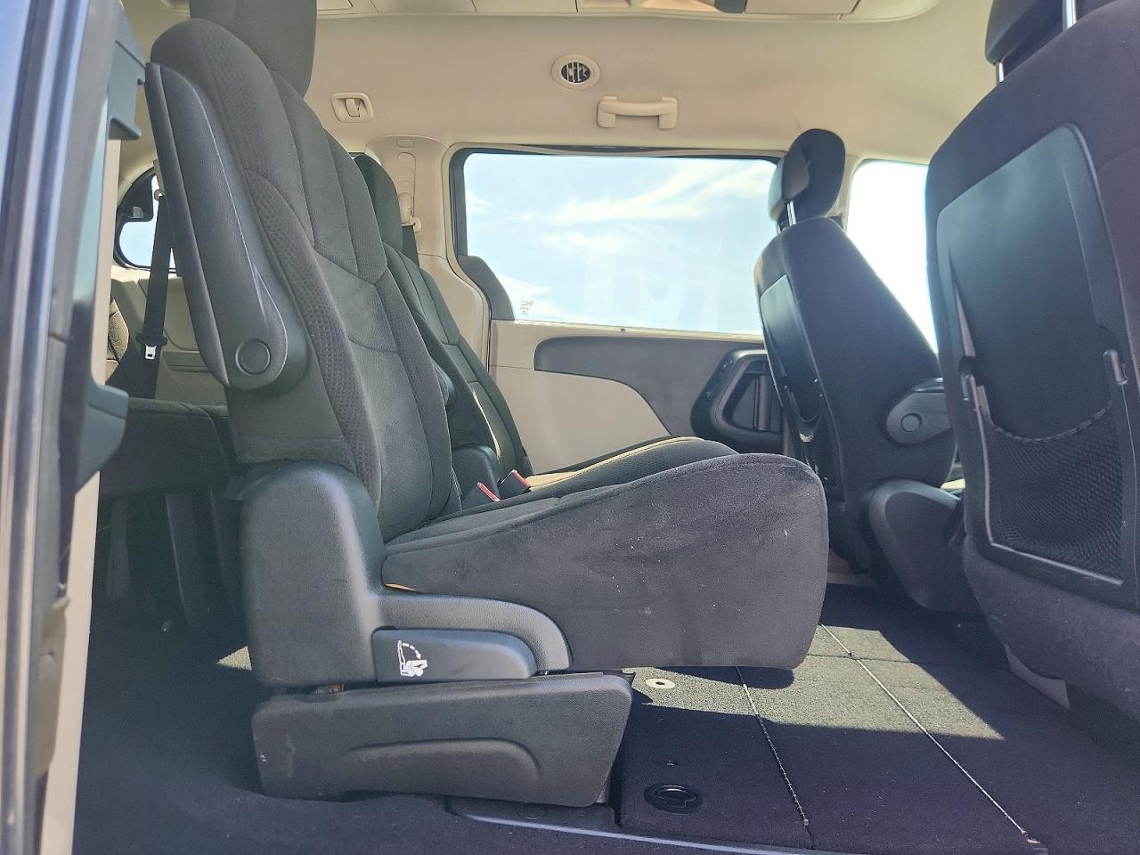 2013 Dodge Grand Caravan Crew Gray vin: 2C4RDGDG9DR682433
