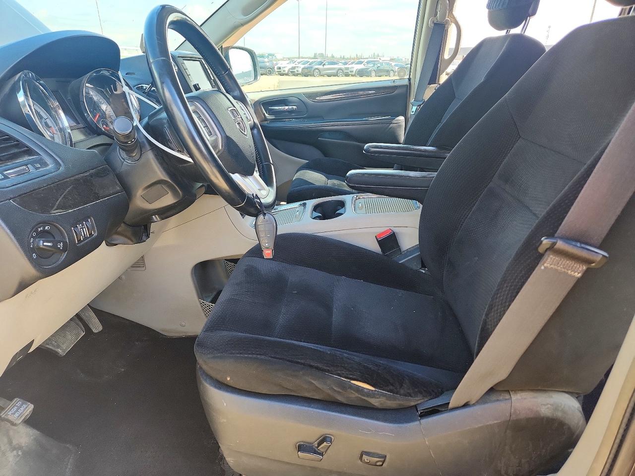 2015 Dodge Grand Caravan Crew Charcoal vin: 2C4RDGDG9FR516948