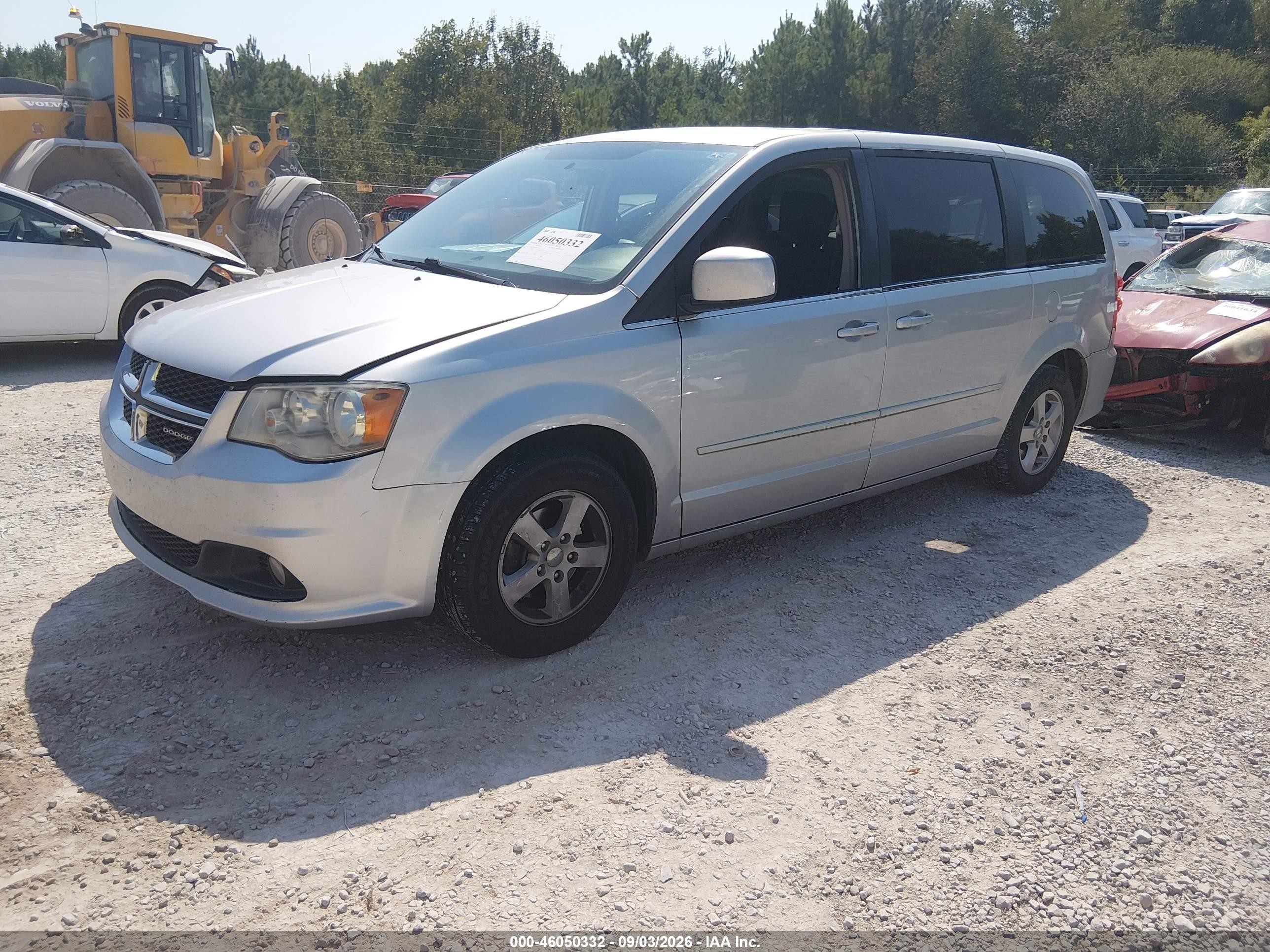 2012 Dodge Grand Caravan Crew Серебряный vin: 2C4RDGDGXCR109751