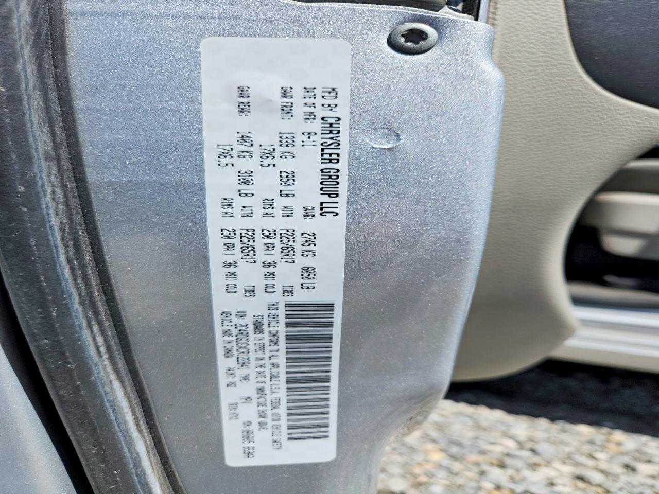 2012 Dodge Grand Caravan Crew Silver vin: 2C4RDGDGXCR122841