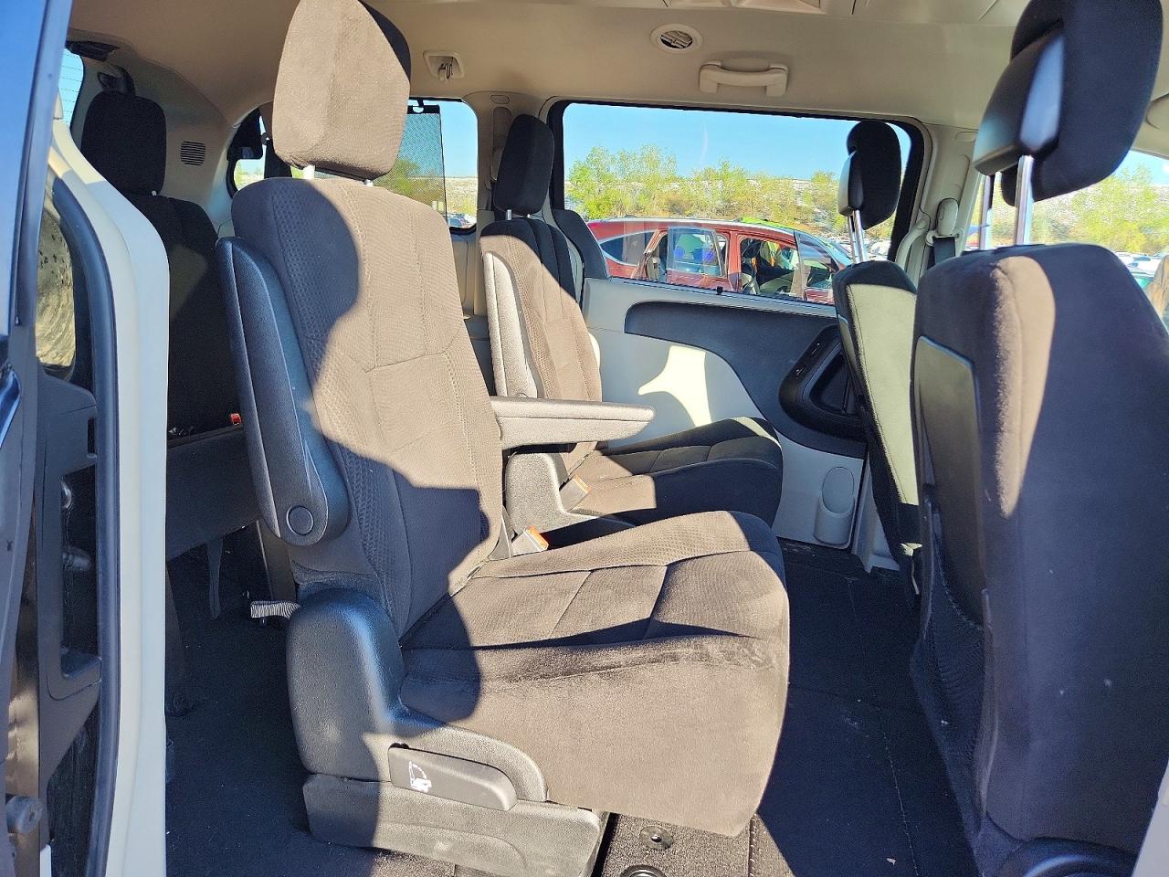 2013 Dodge Grand Caravan Crew Black vin: 2C4RDGDGXDR514333