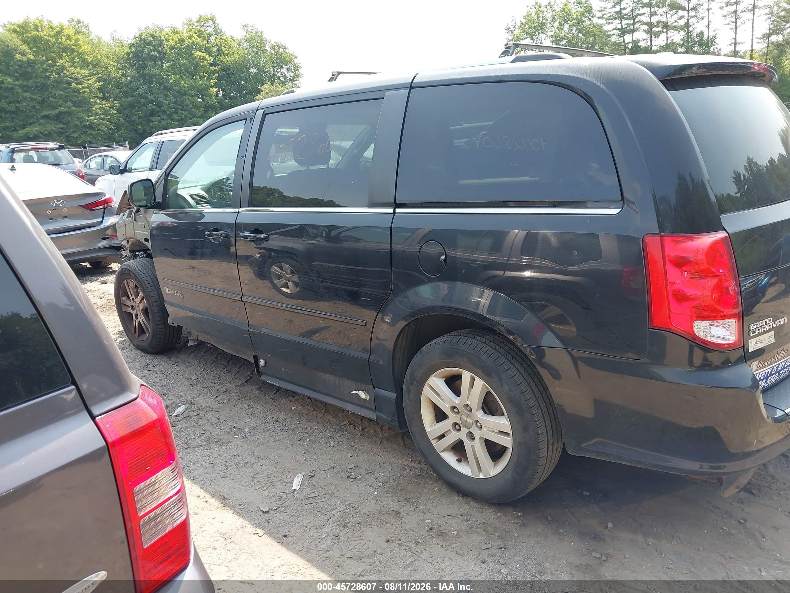 2013 Dodge Grand Caravan Crew Black vin: 2C4RDGDGXDR543671