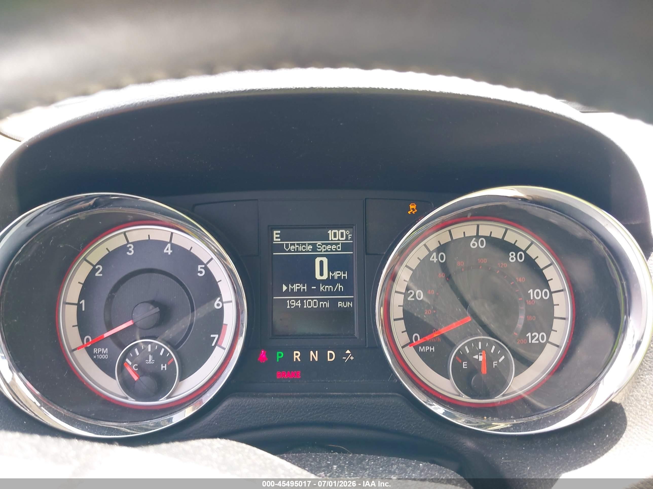 2013 Dodge Grand Caravan Crew Champagne vin: 2C4RDGDGXDR809058