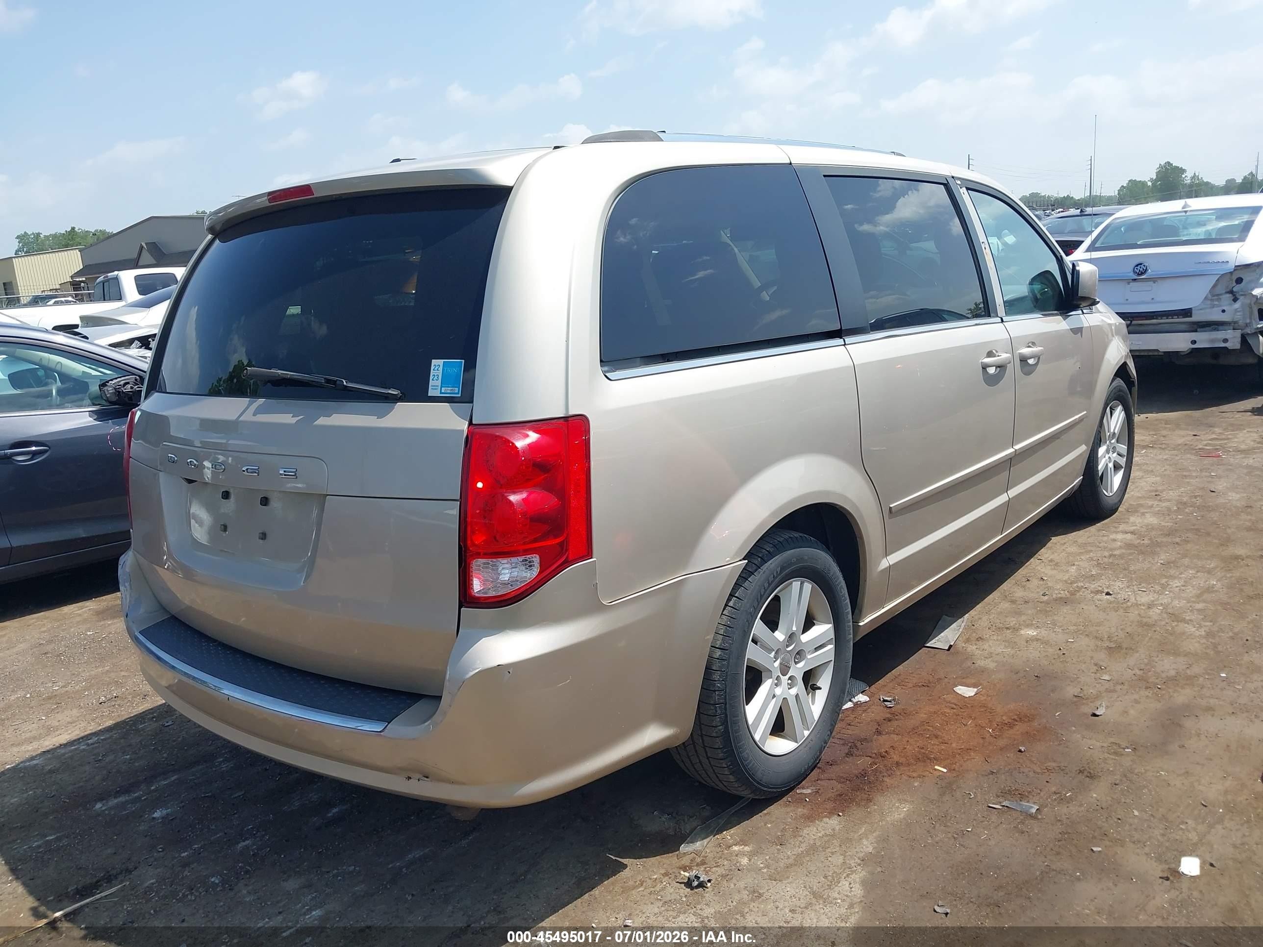 2013 Dodge Grand Caravan Crew Champagne vin: 2C4RDGDGXDR809058