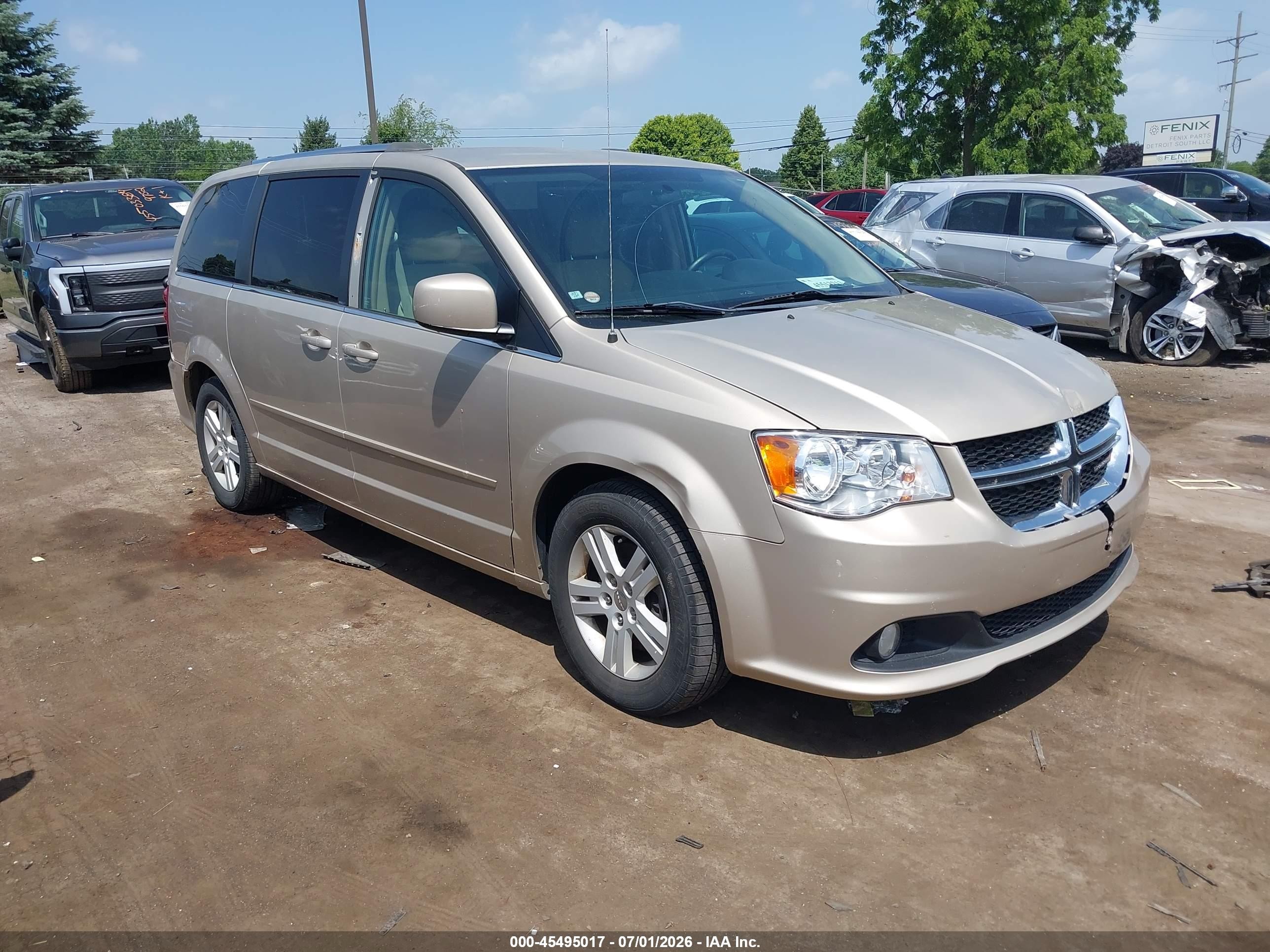 2013 Dodge Grand Caravan Crew Champagne vin: 2C4RDGDGXDR809058