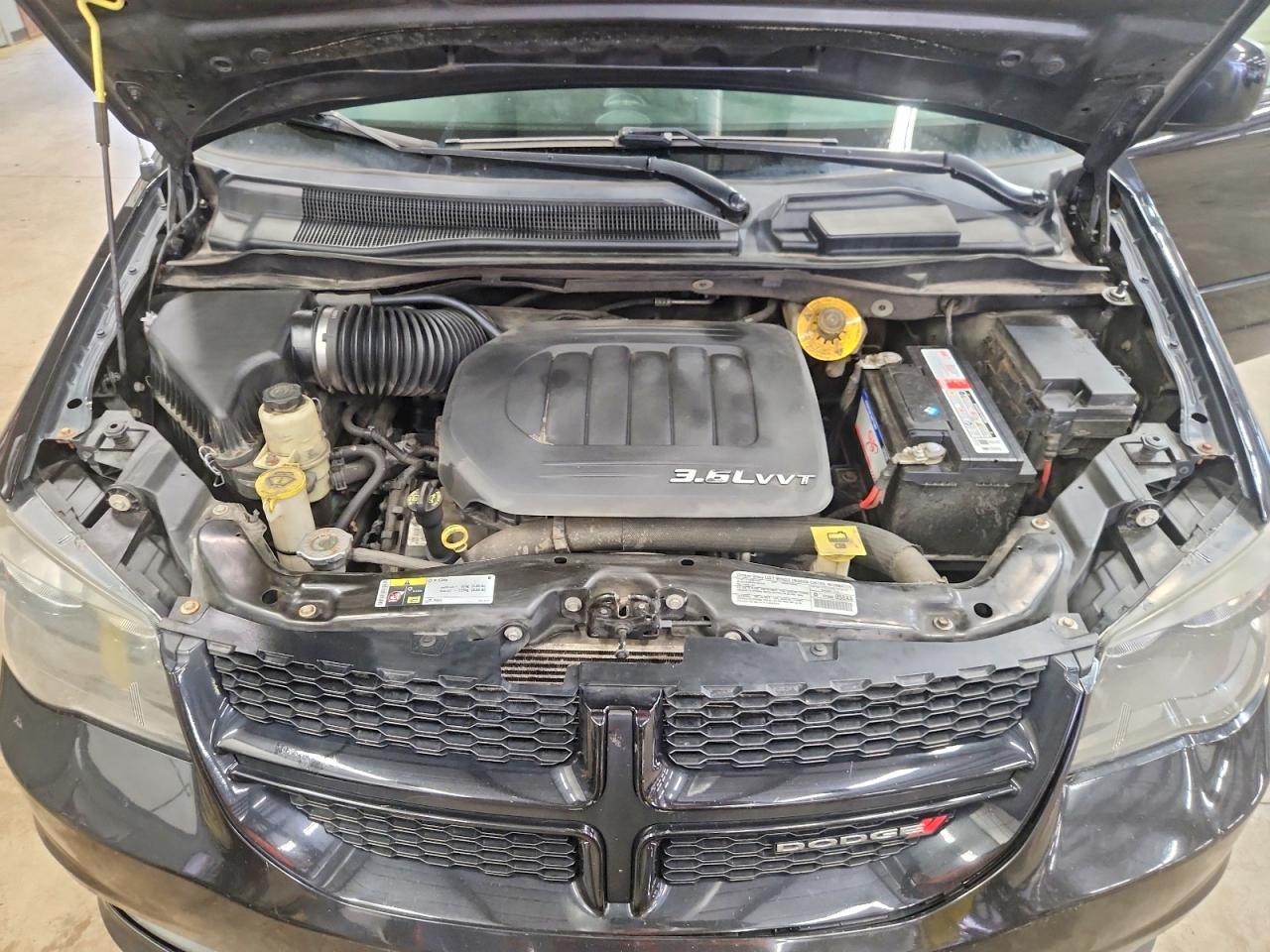 2014 Dodge Grand Caravan R/t Черный vin: 2C4RDGEG0ER104981