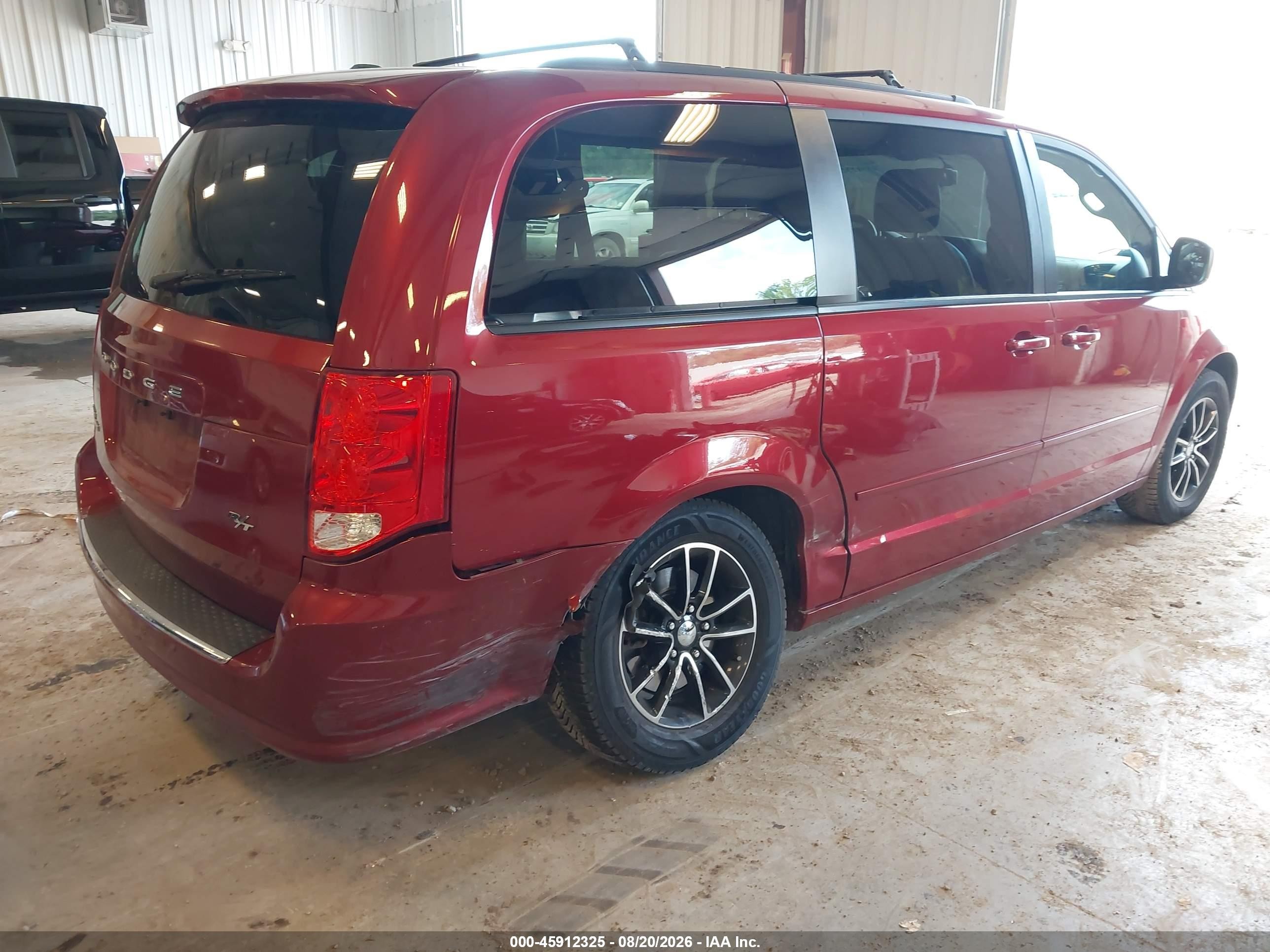 2015 Dodge Grand Caravan R/t Red vin: 2C4RDGEG0FR653873
