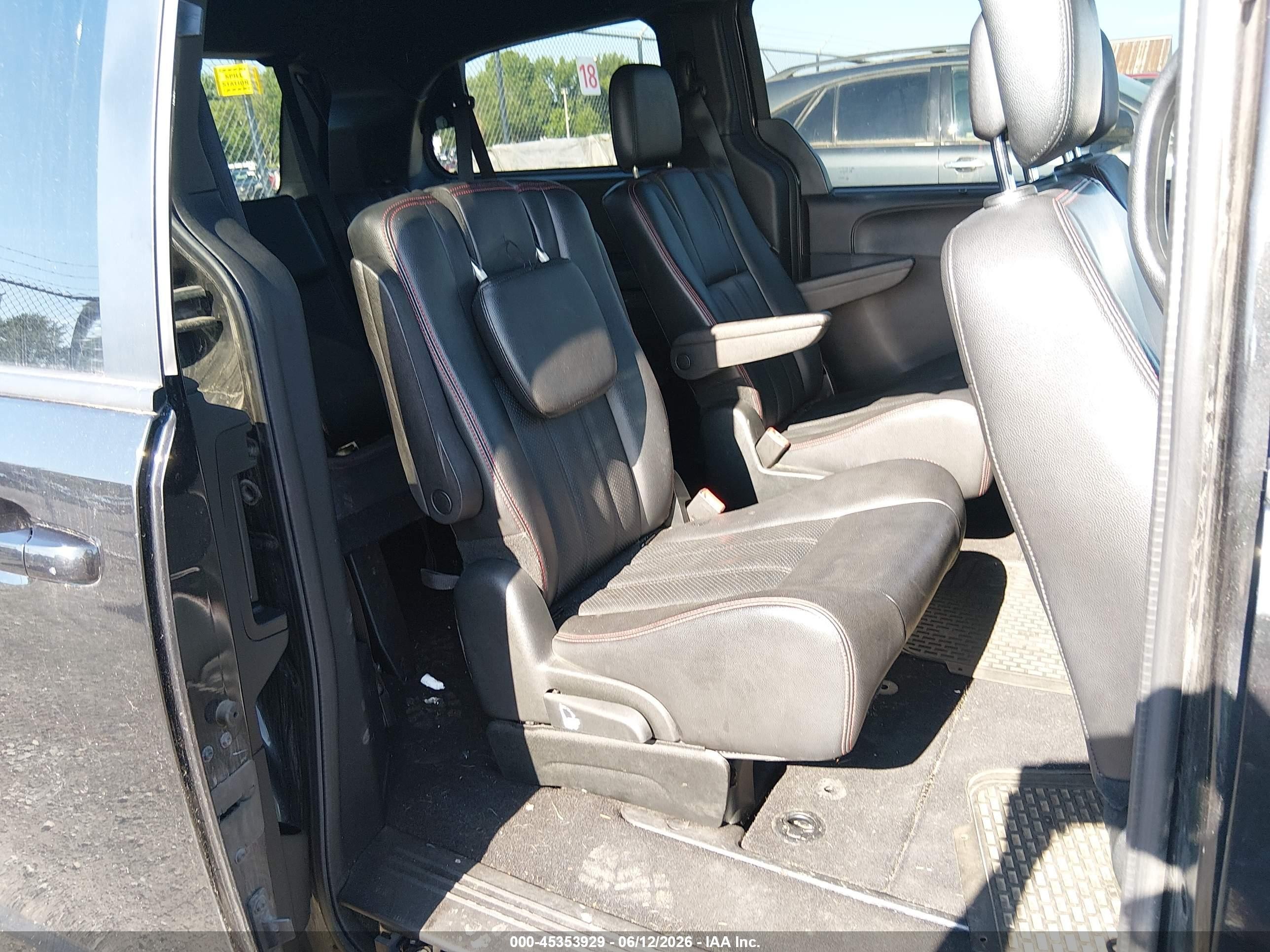 2018 Dodge Grand Caravan Gt Black vin: 2C4RDGEG0JR284473
