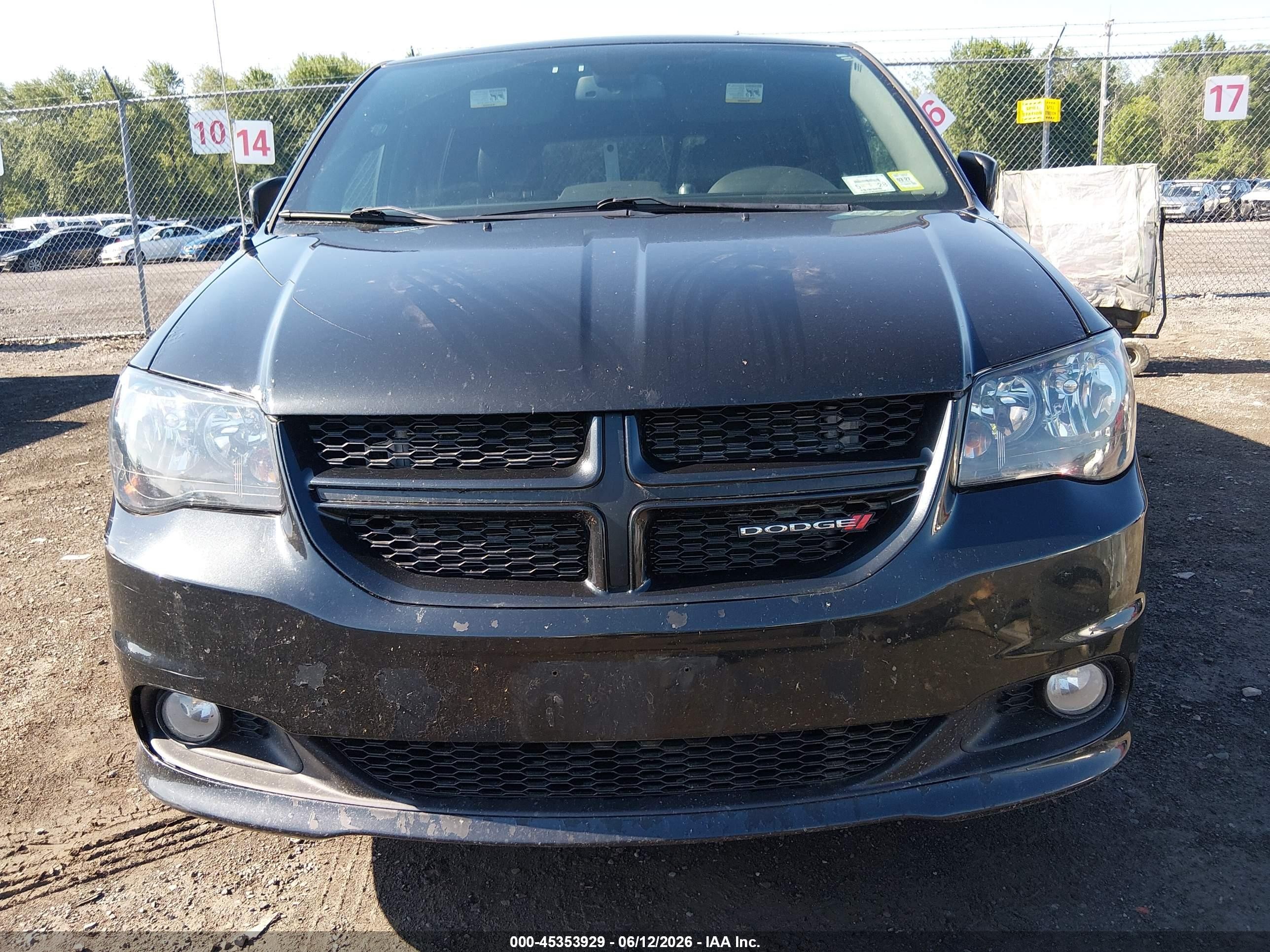 2018 Dodge Grand Caravan Gt Black vin: 2C4RDGEG0JR284473