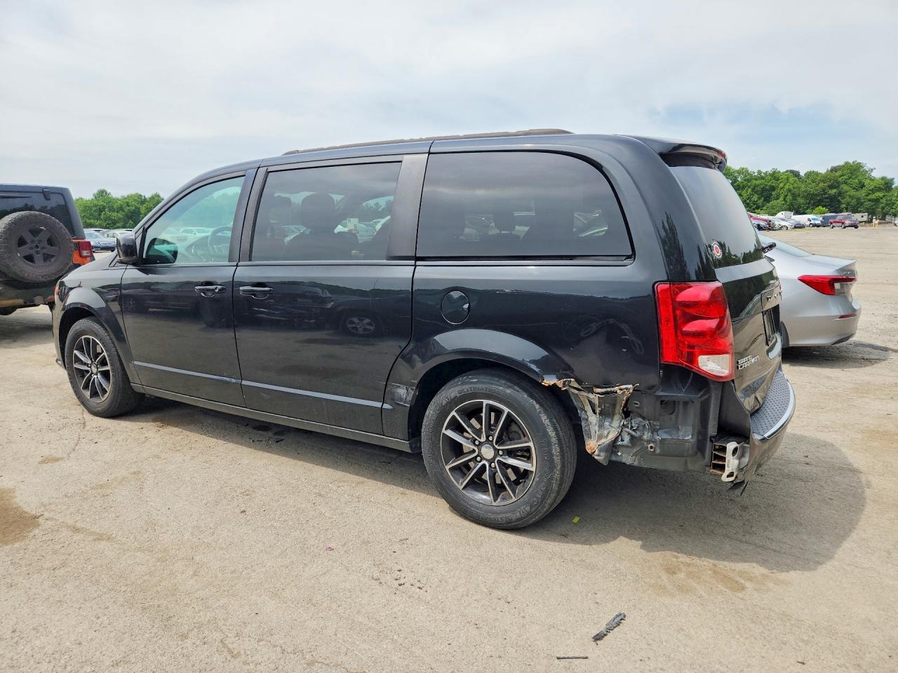 2019 Dodge Grand Caravan Gt Черный vin: 2C4RDGEG0KR661224