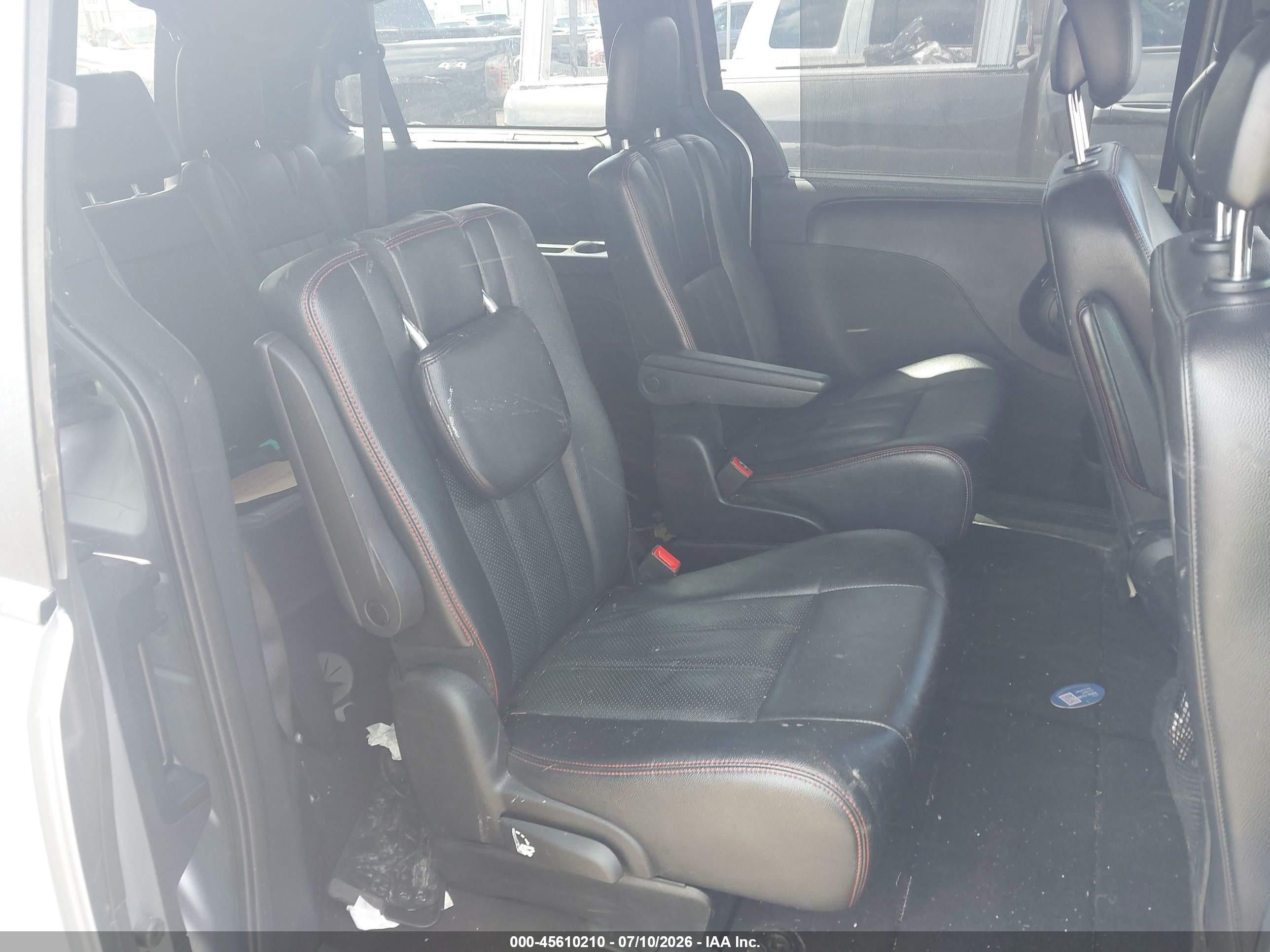2015 Dodge Grand Caravan R/t Silver vin: 2C4RDGEG1FR558271