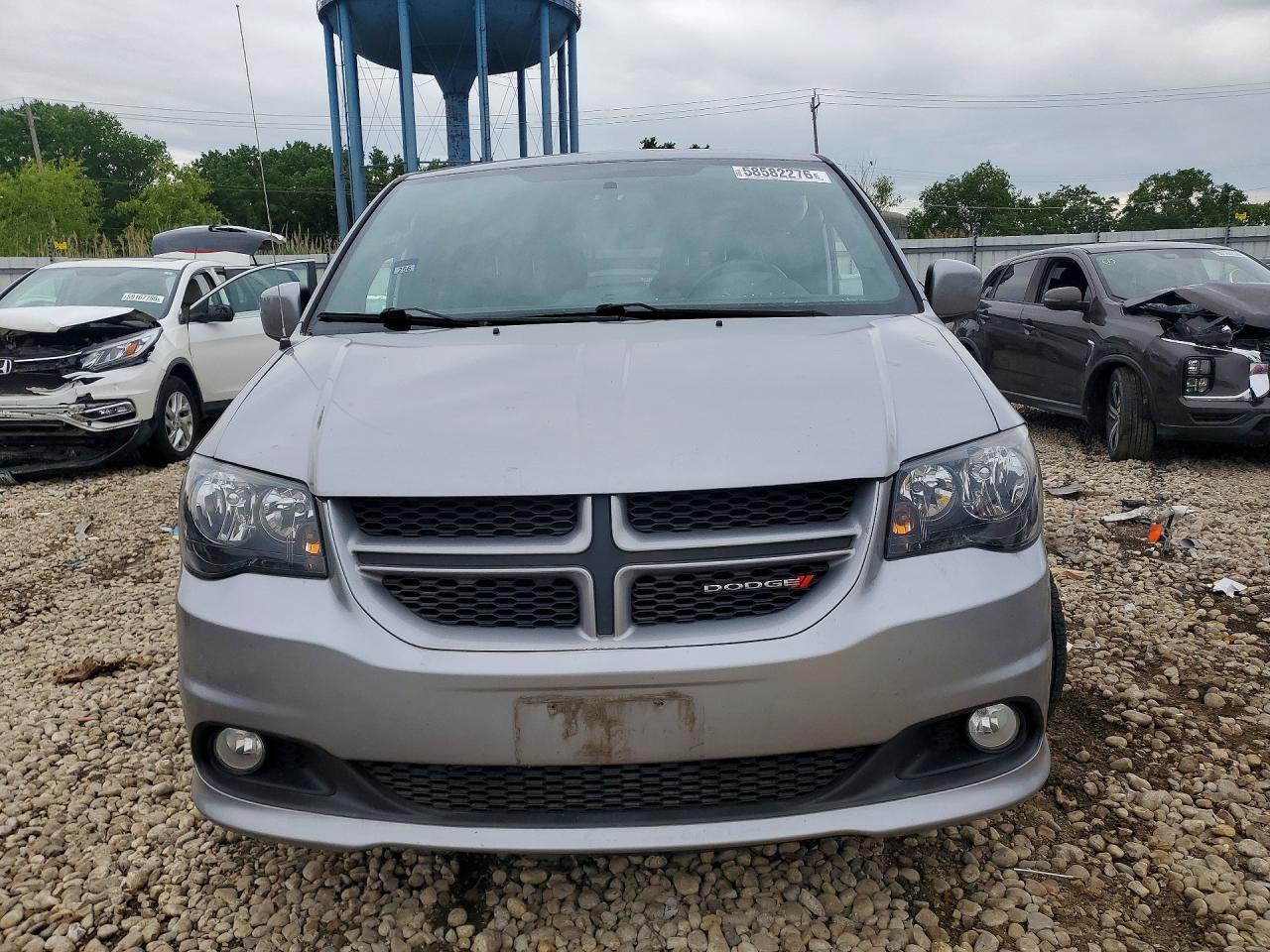 2015 Dodge Grand Caravan R/t Silver vin: 2C4RDGEG1FR570016