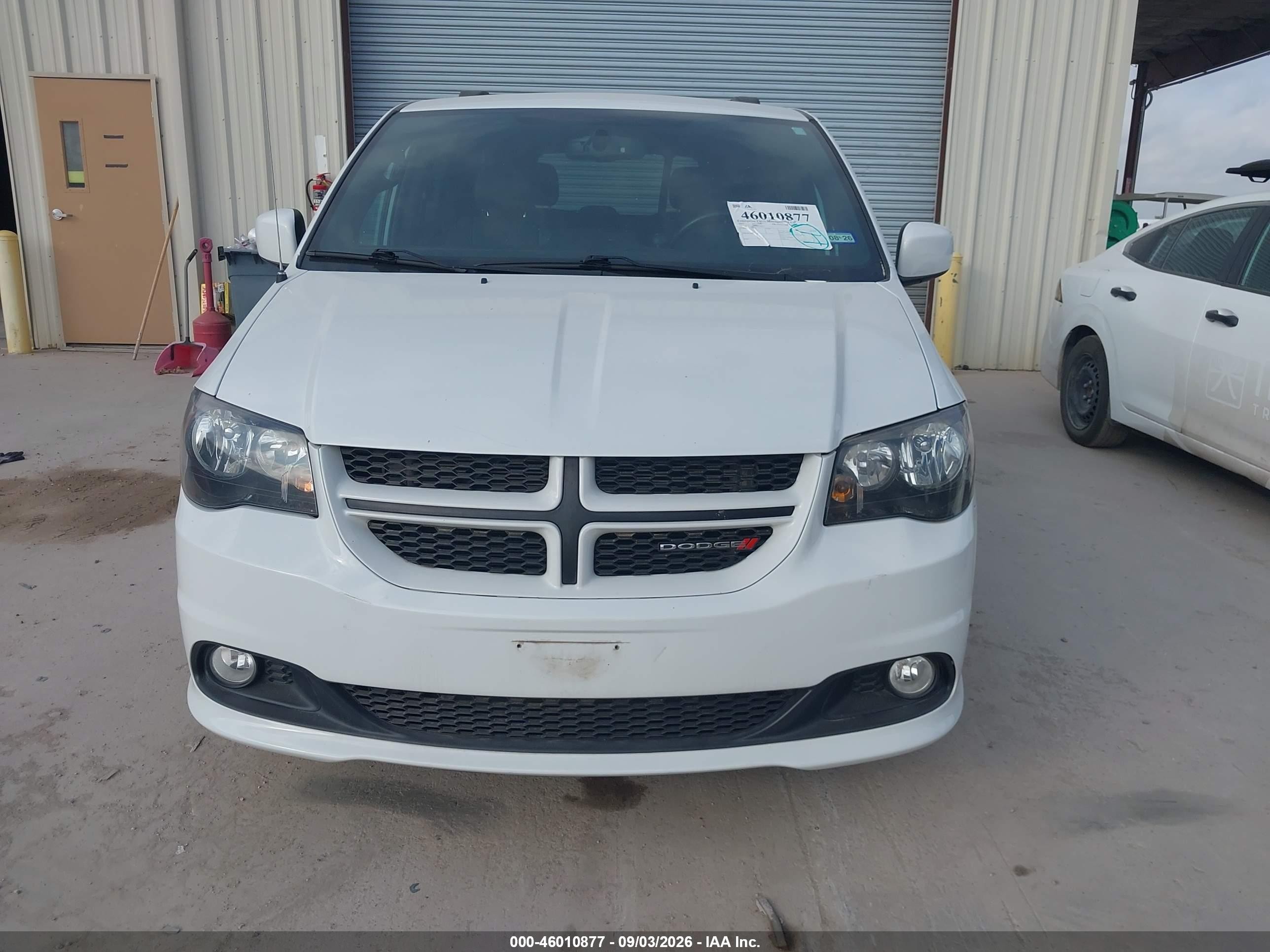 2017 Dodge Grand Caravan Gt White vin: 2C4RDGEG1HR558015