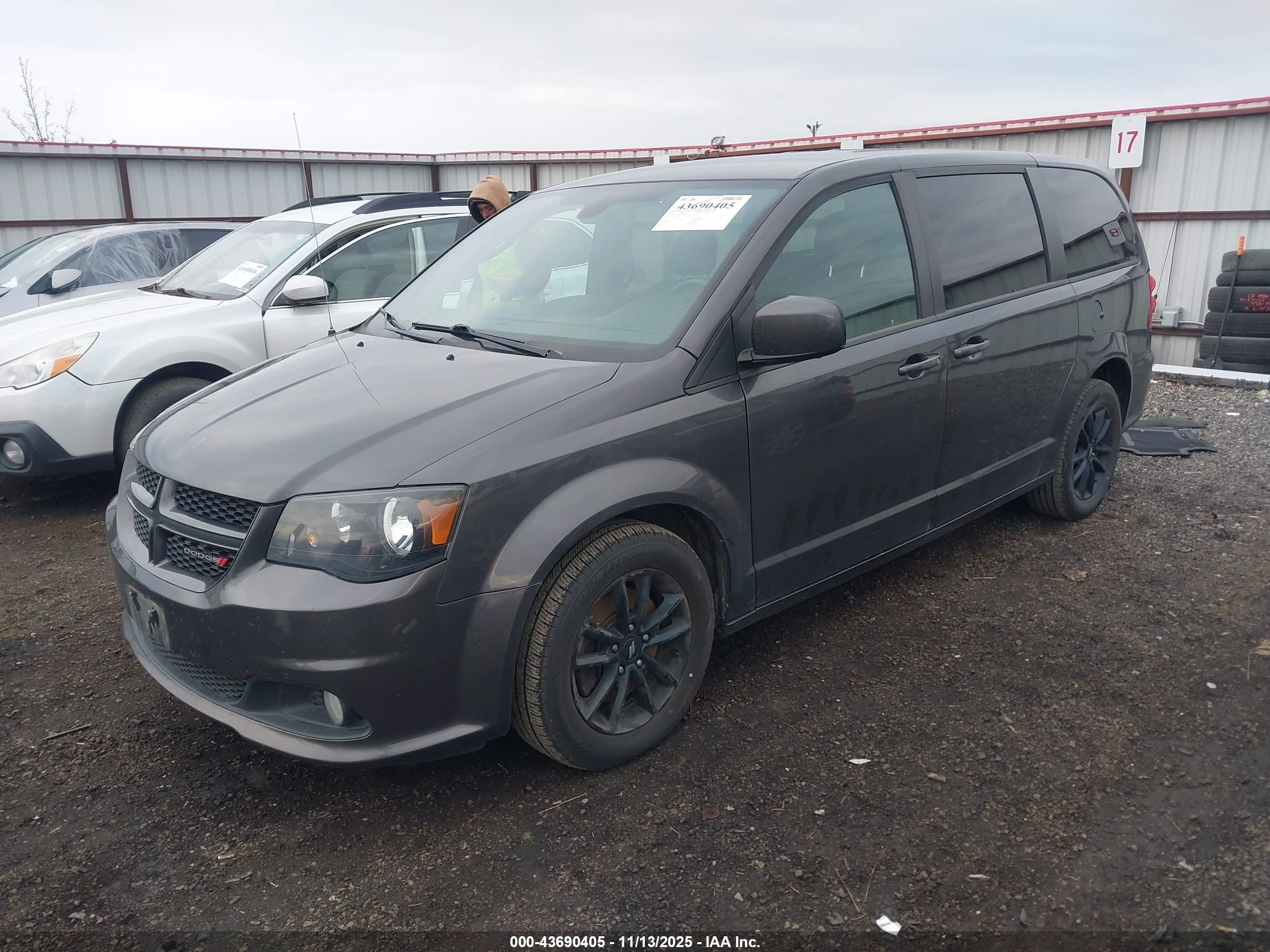 2020 Dodge Grand Caravan Gt Серый vin: 2C4RDGEG1LR199113