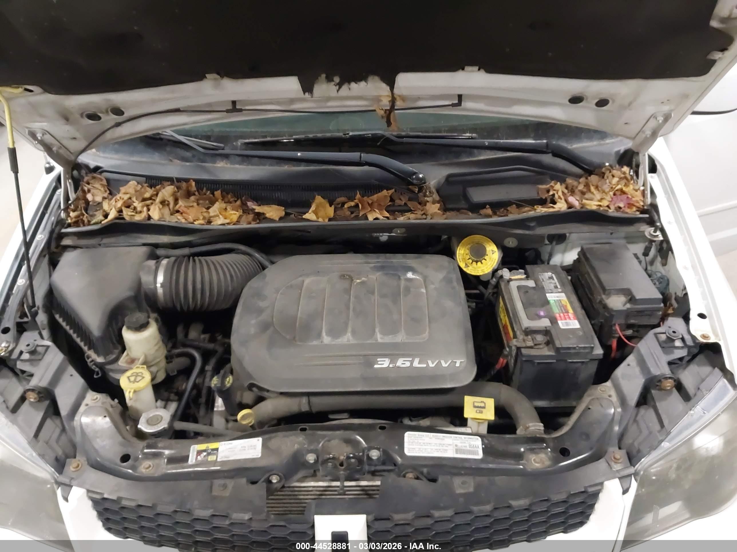 2014 Dodge Grand Caravan R/t Белый vin: 2C4RDGEG2ER137755