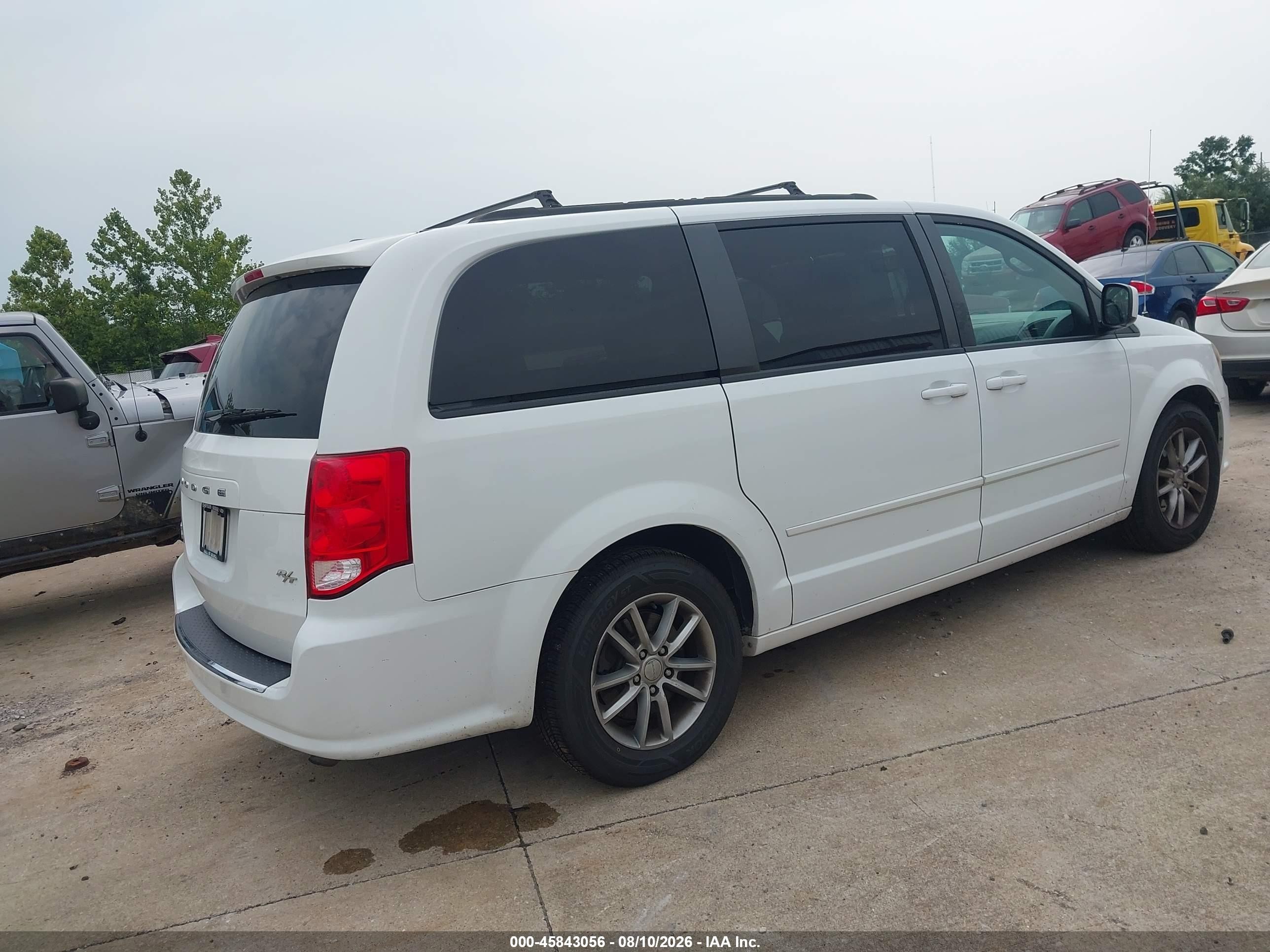 2014 Dodge Grand Caravan R/t Белый vin: 2C4RDGEG2ER248063