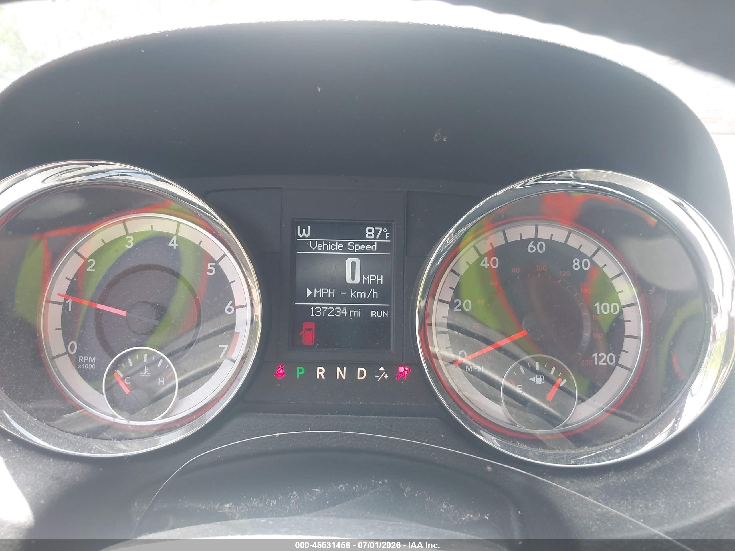 2015 Dodge Grand Caravan R/t Silver vin: 2C4RDGEG2FR683859