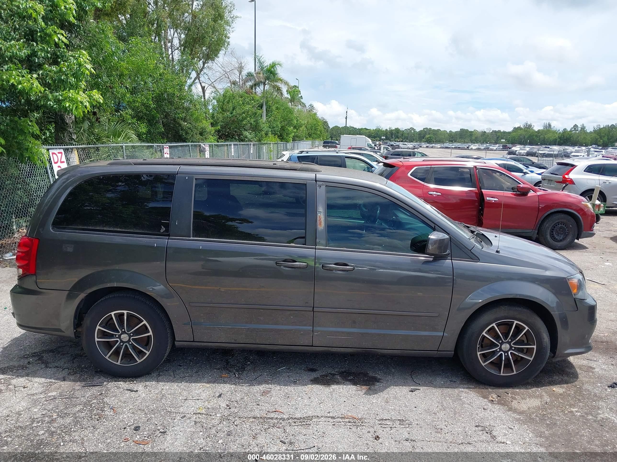 2017 Dodge Grand Caravan Gt Gray vin: 2C4RDGEG2HR711162