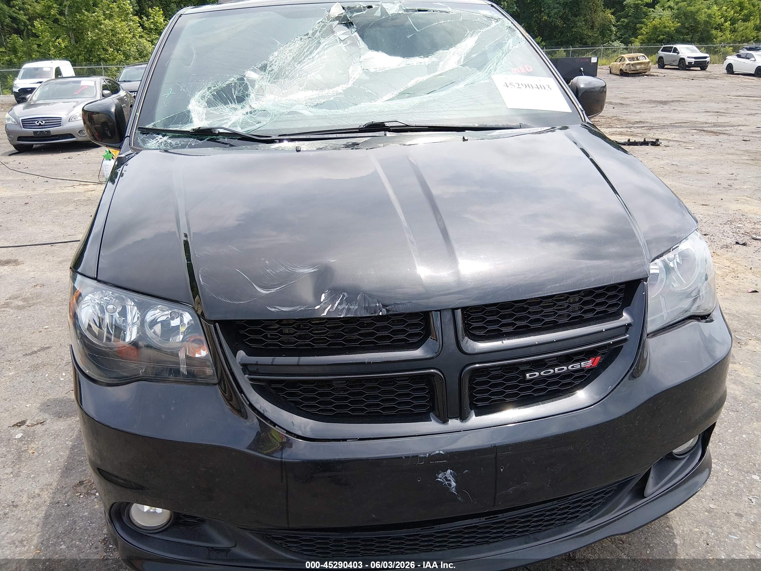 2018 Dodge Grand Caravan Gt Черный vin: 2C4RDGEG2JR285074