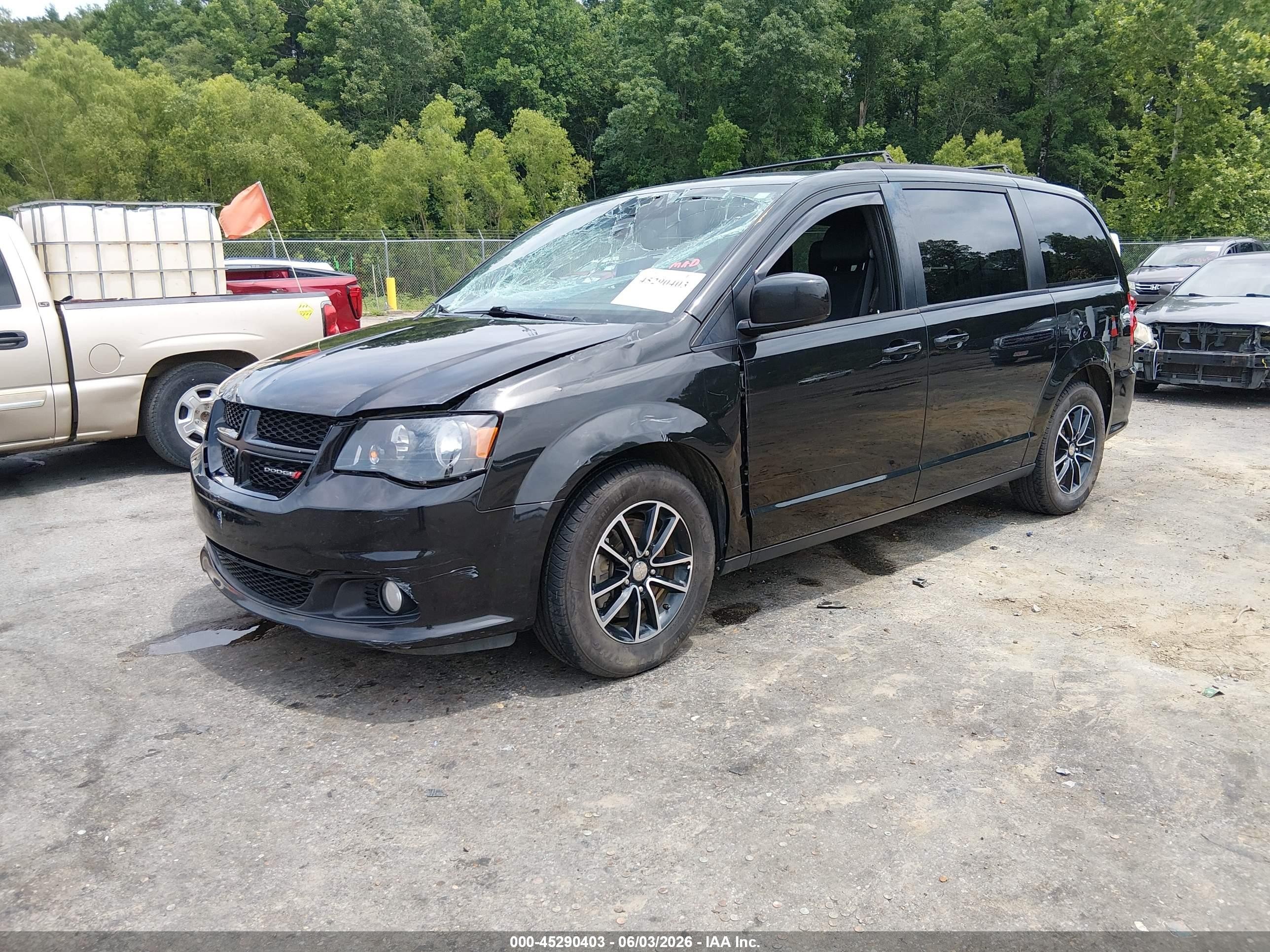 2018 Dodge Grand Caravan Gt Черный vin: 2C4RDGEG2JR285074