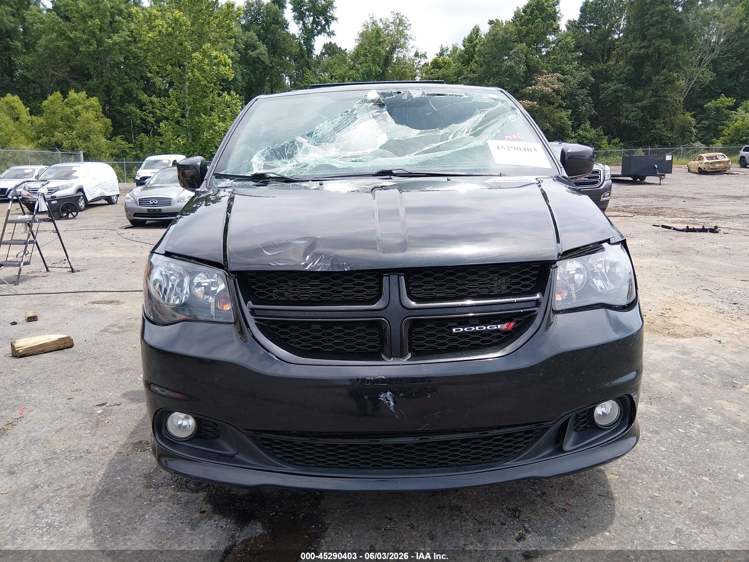 2018 Dodge Grand Caravan Gt Черный vin: 2C4RDGEG2JR285074