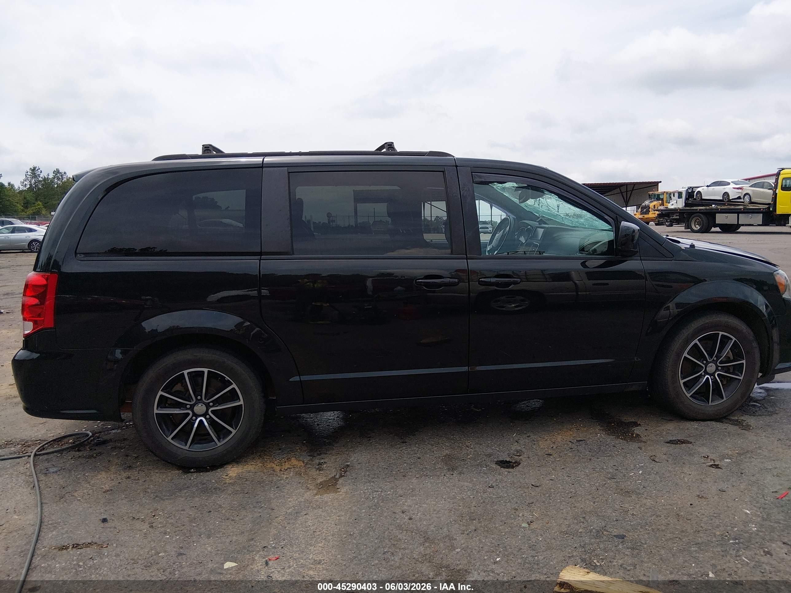 2018 Dodge Grand Caravan Gt Черный vin: 2C4RDGEG2JR285074