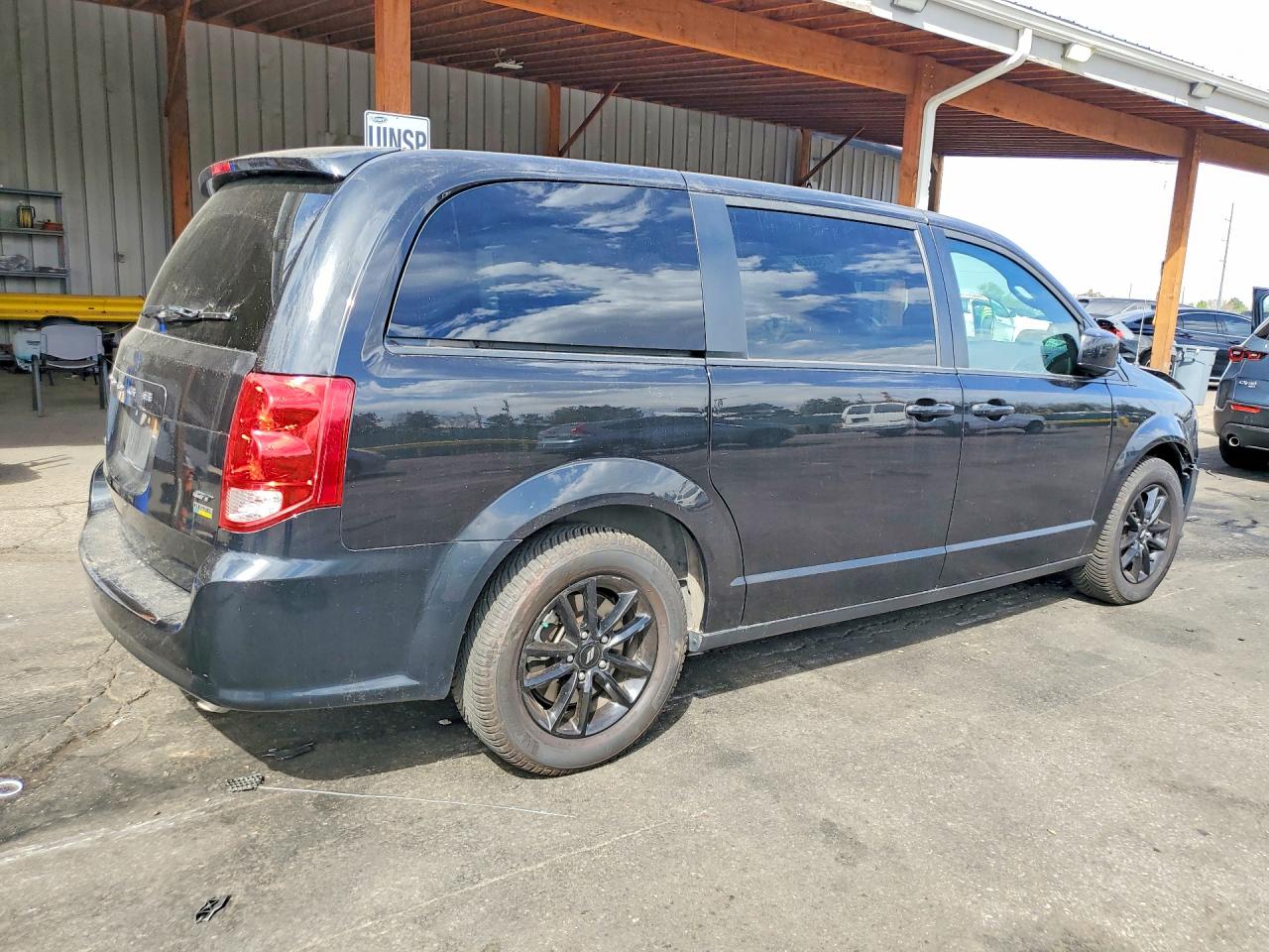 2019 Dodge Grand Caravan Gt Черный vin: 2C4RDGEG2KR769327