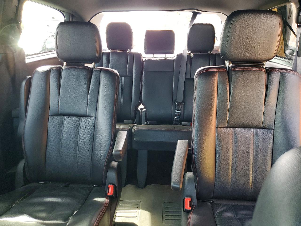 2019 Dodge Grand Caravan Gt Черный vin: 2C4RDGEG2KR769327
